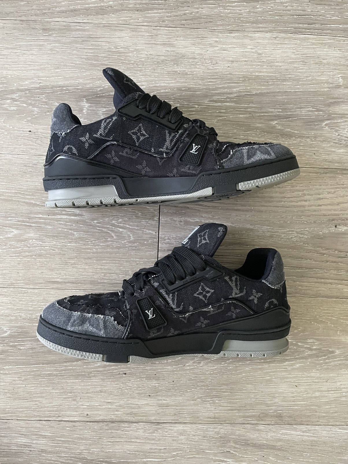 Louis Vuitton Louis vuitton trainer monogram denim black Size US 9 / EU 42 - 3 Thumbnail