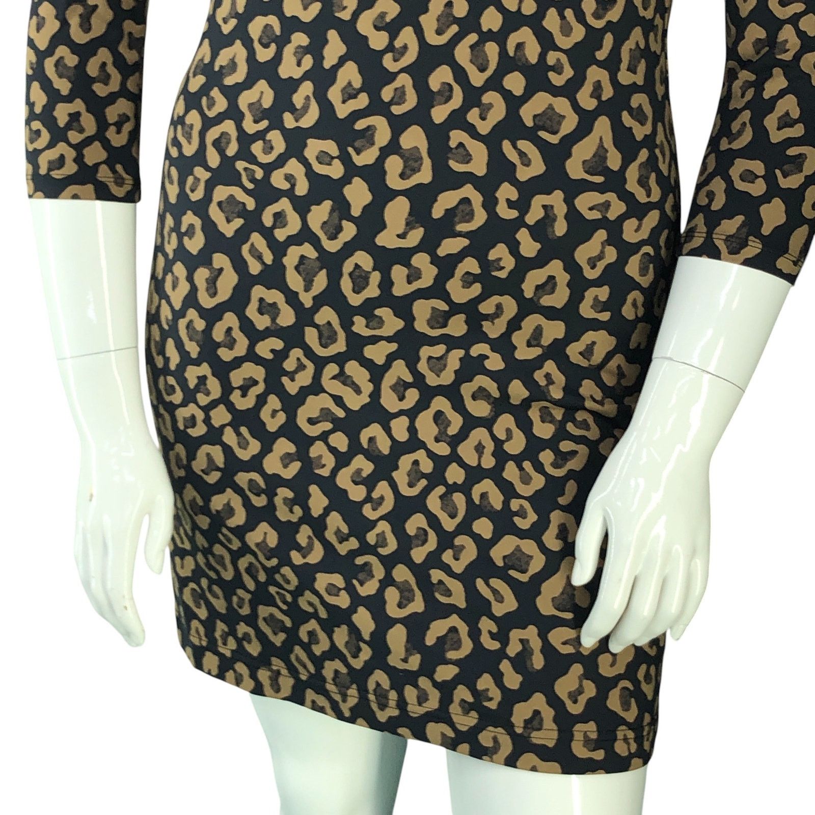 J.McLaughlin J McLaughlin Size M Dress Sophia Catalina Cloth Animal Print Size M / US 6-8 / IT 42-44 - 3 Thumbnail