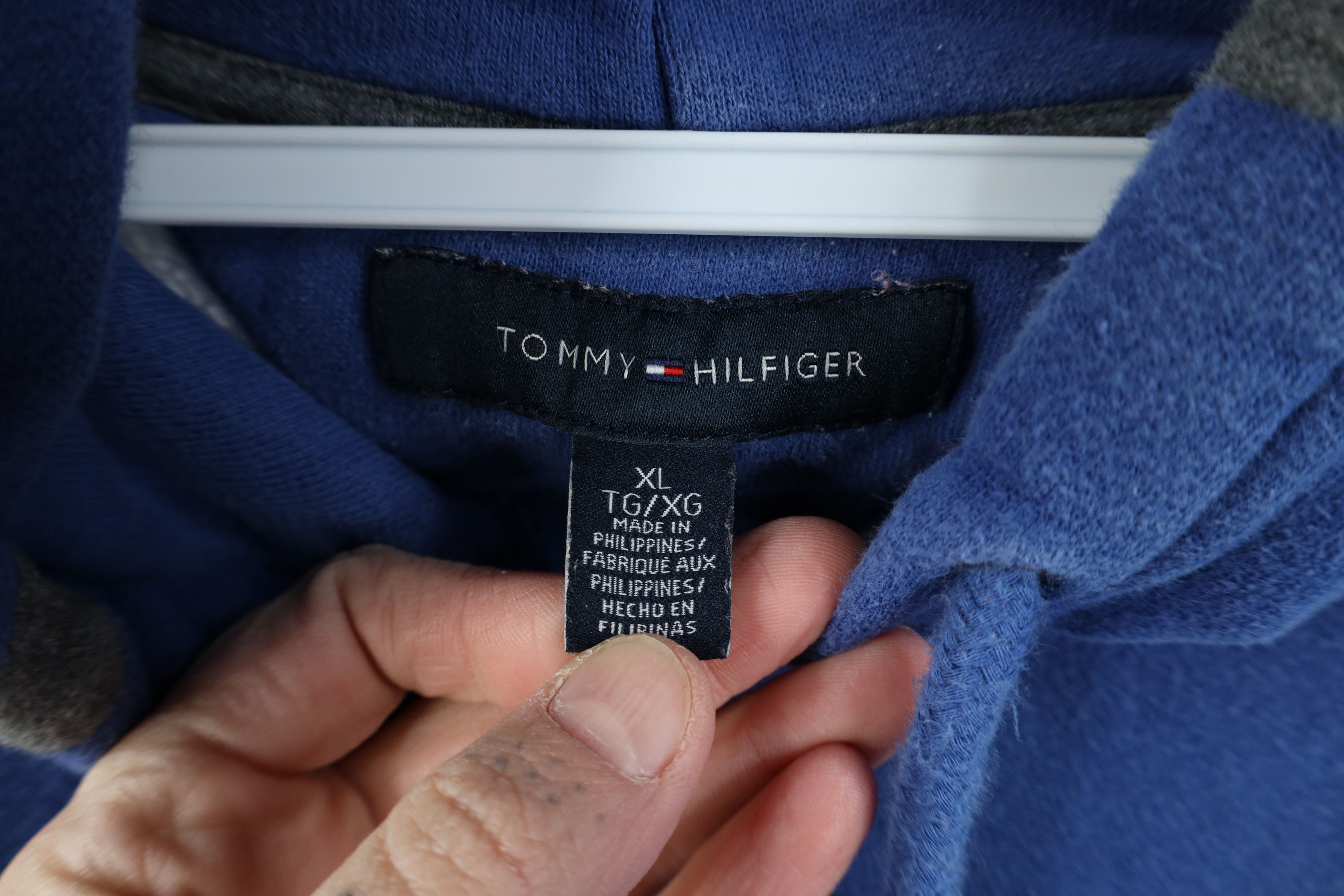Tommy Hilfiger Vintage Y2K Tommy Hilfiger Crest Striped Heavyweight Hoodie Size US XL / EU 56 / 4 - 8 Thumbnail