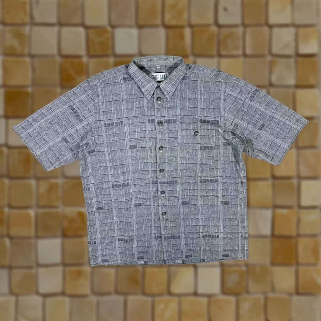 Vintage VINTAGE 90's Luko Abstract Patterned Grey Cotton Viscose Short Sleeve Shirt XXL Grey 85% cotton 15% viscose Mens Button-Up Size US XXL / EU 58 / 5 - 1 Thumbnail