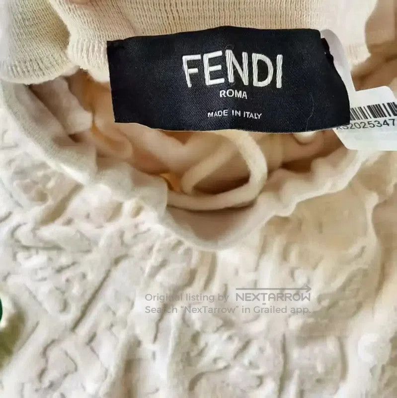 Fendi Fendi Men's Beige Shorts in Size M . Size US 27 - 4 Thumbnail