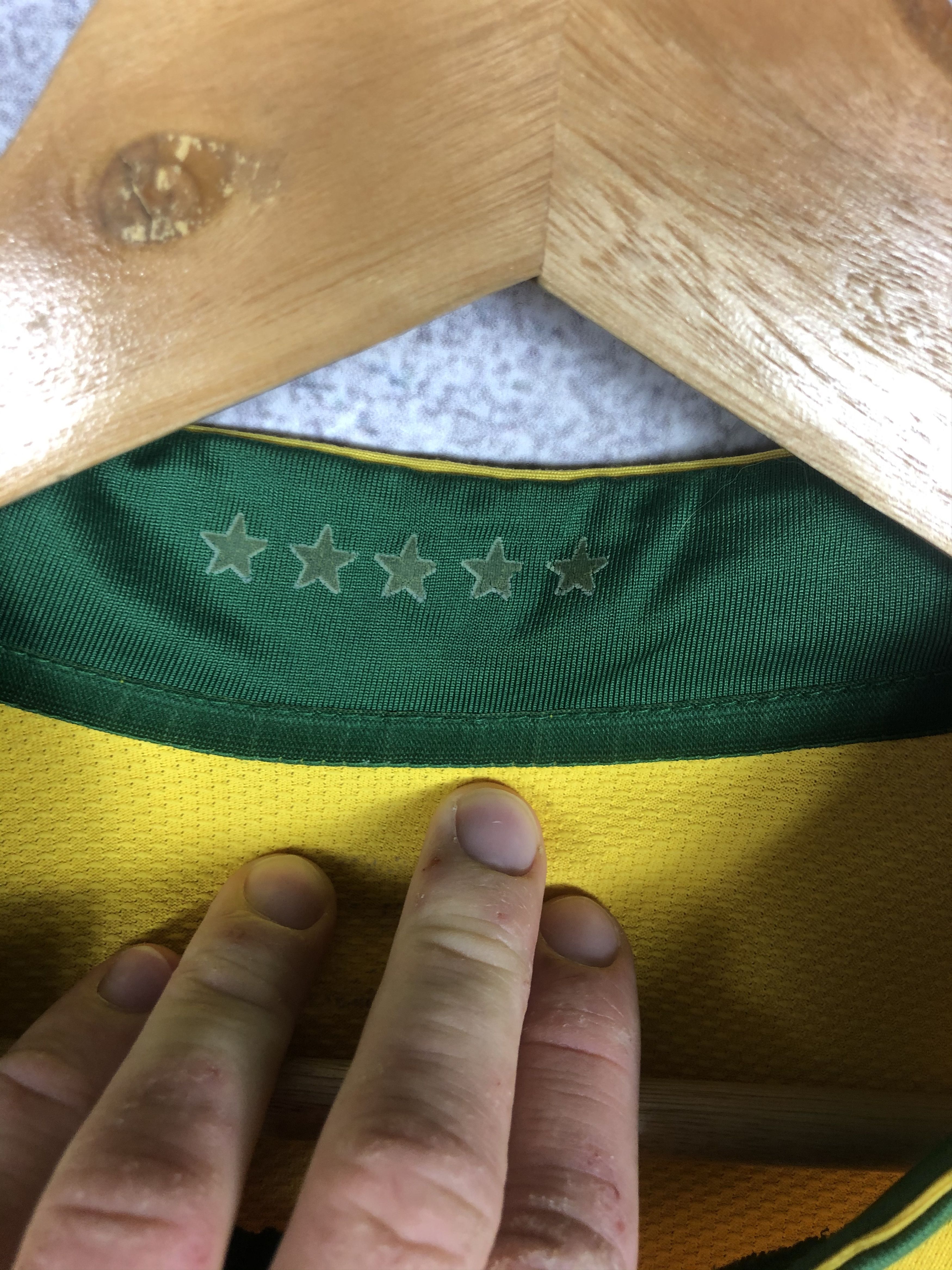 Nike Vintage Nike Brazil Home Soccer Jersey Football Shirt Size US XL / EU 56 / 4 - 8 Thumbnail