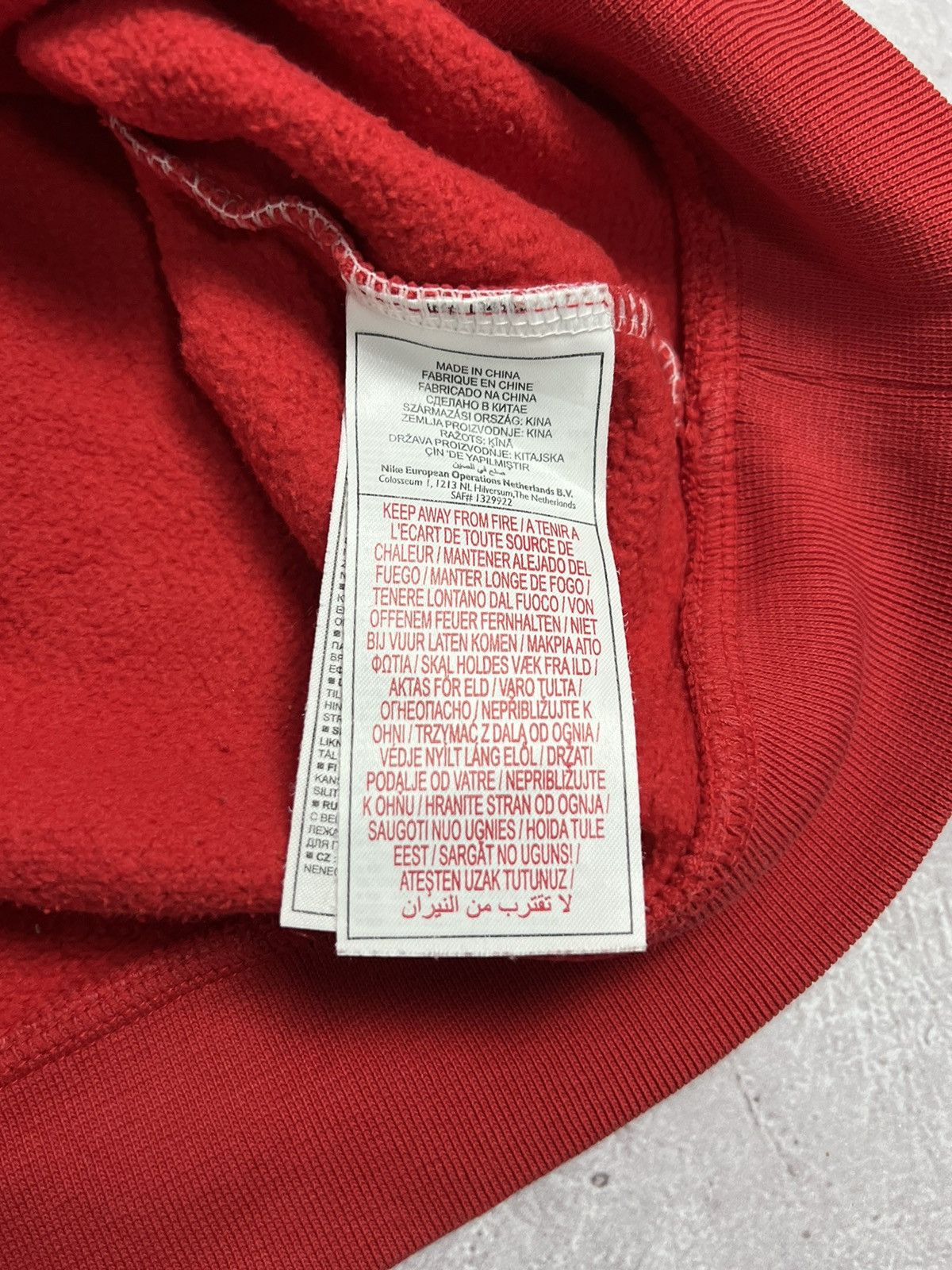 Nike Vintage Nike Big Logo Sweatshirt Size US S / EU 44-46 / 1 - 8 Thumbnail