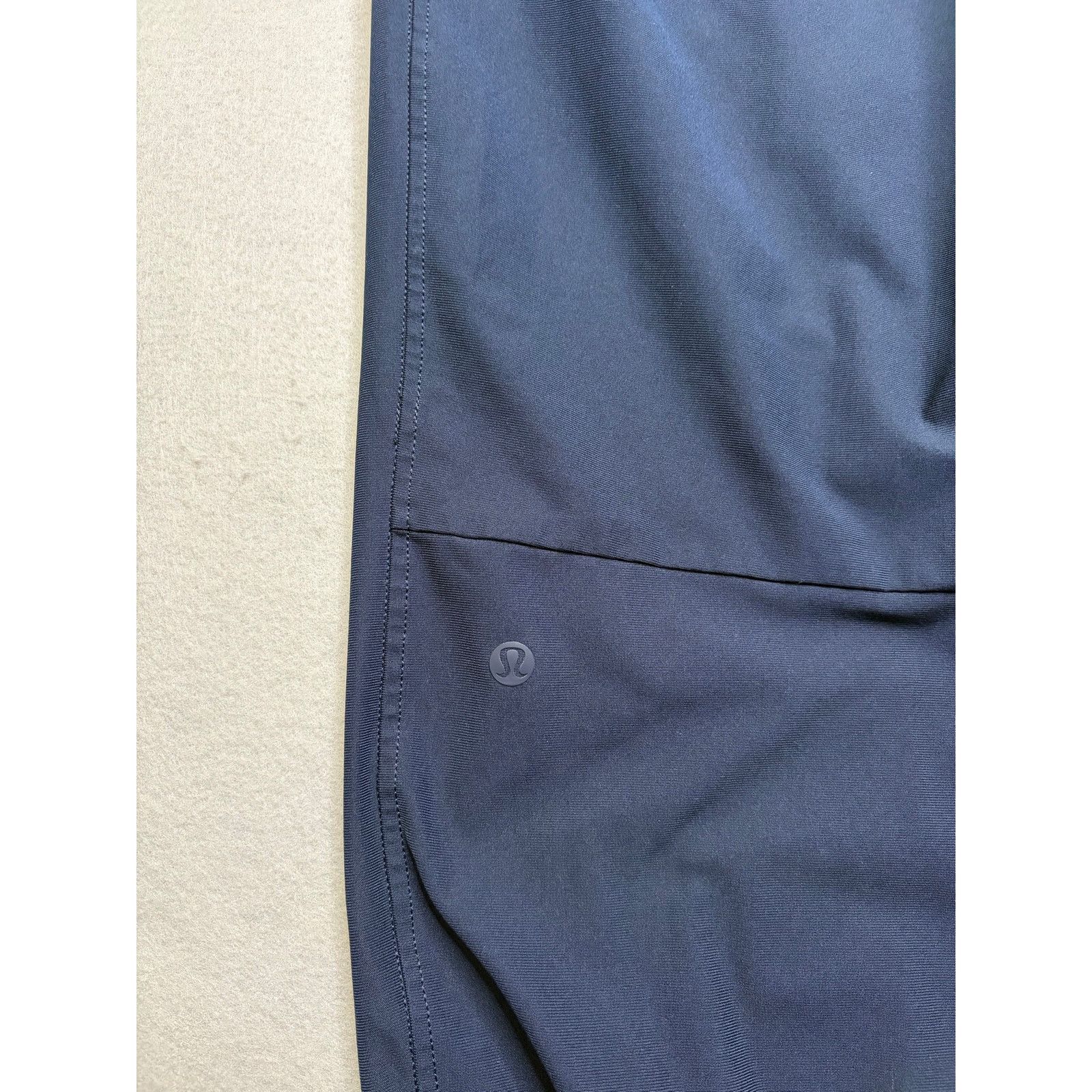 Lululemon Lululemon Men’s Jogger Pants Size Large Black Athletic Size US 26 / EU 42 - 5 Thumbnail