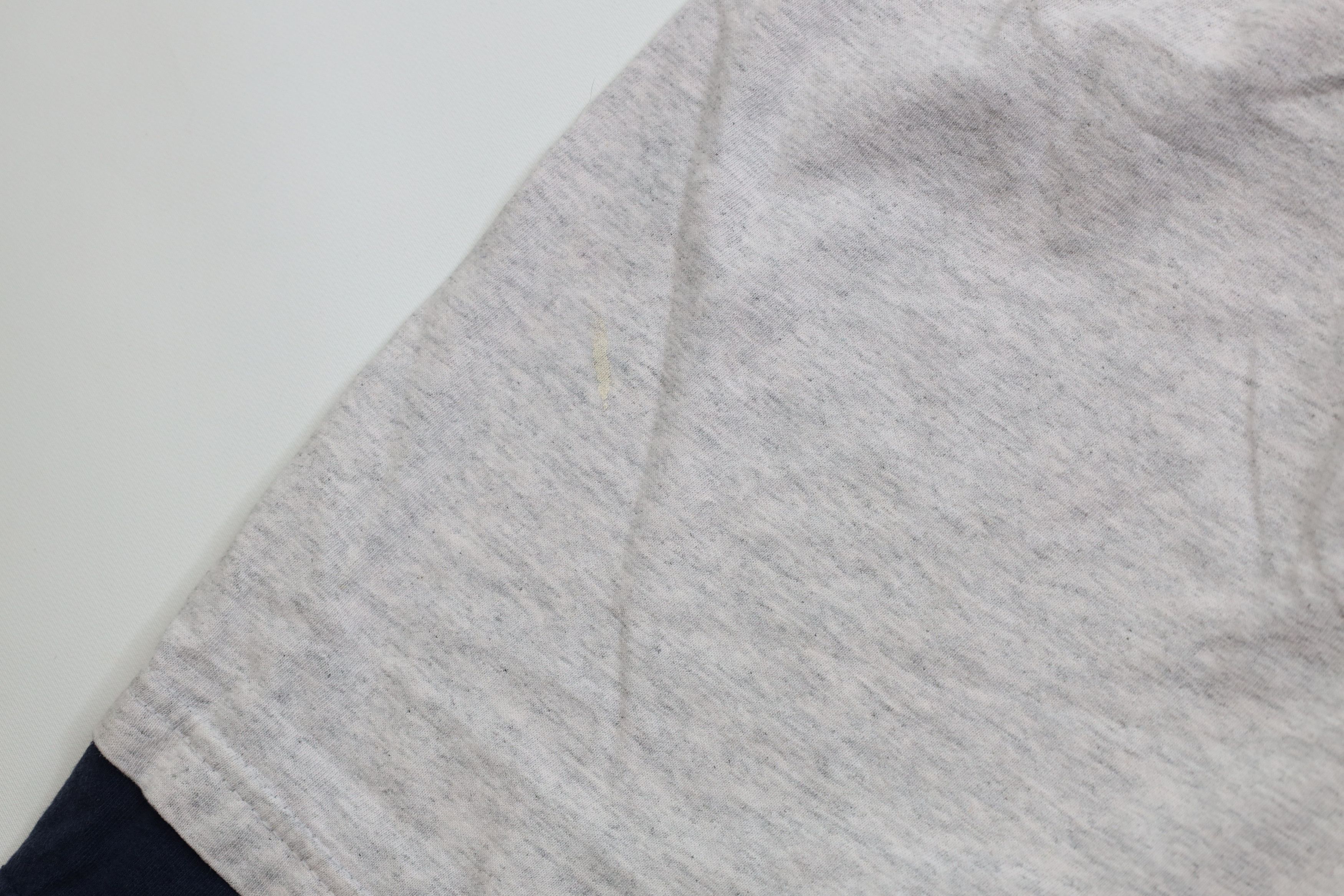 Vintage Vintage 90s Above Knee University of Toledo Shorts Gray USA Size US 34 / EU 50 - 6 Thumbnail
