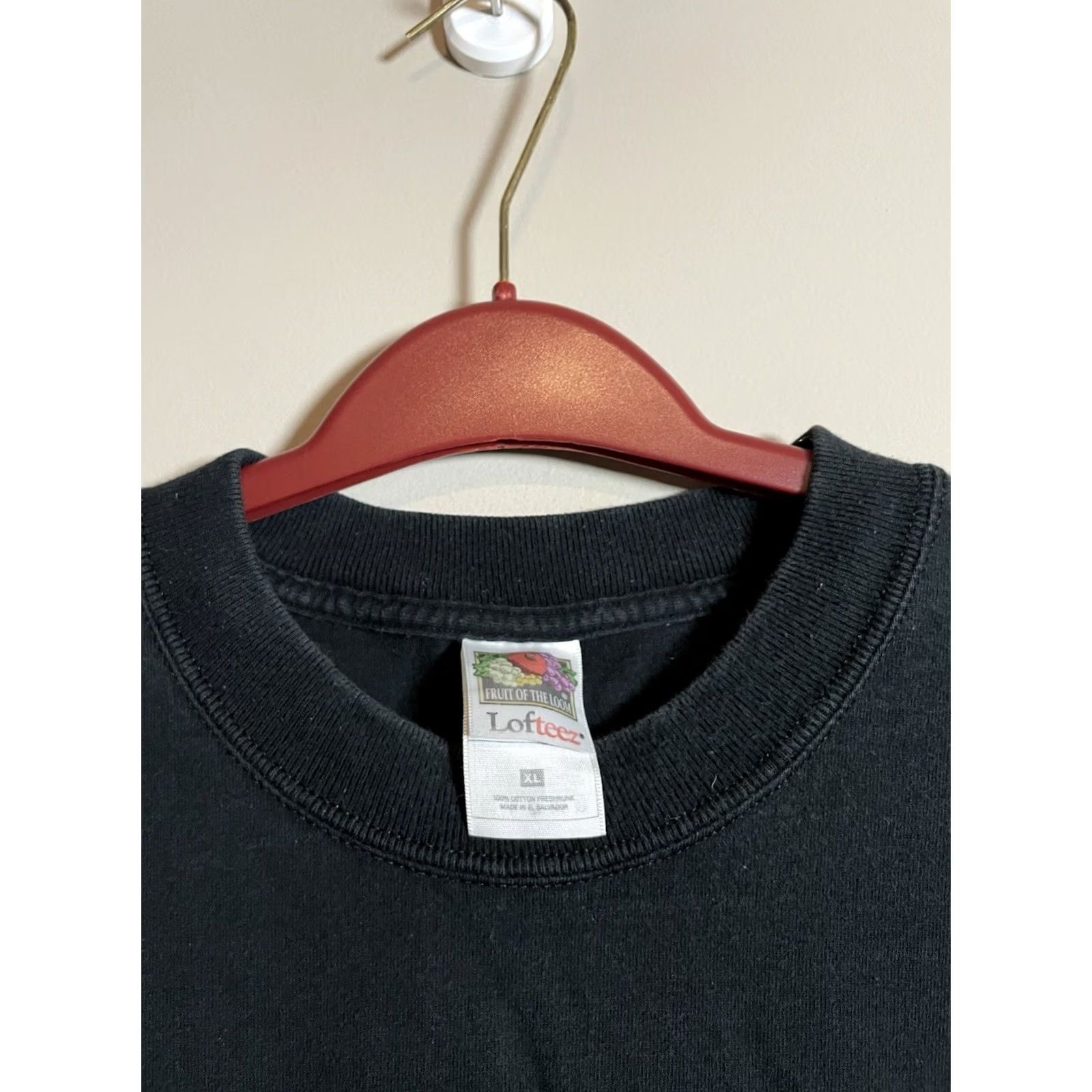 Hanes VINTAGE Sam's Town Tunica T shirt XL Black Casino Sam Graphic Front & Back Men Short Sleeve | 31" Length 21" Pit to Pit Size US XL / EU 56 / 4 - 4 Thumbnail