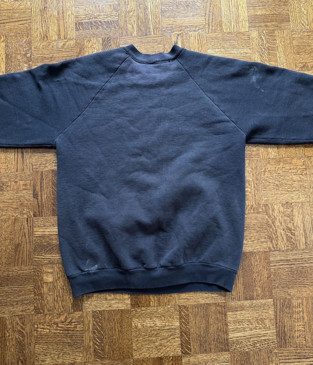 Vintage Vintage 80s Hard Rock Cafe New York Faded Sweatshirt Size US L / EU 52-54 / 3 - 7 Thumbnail