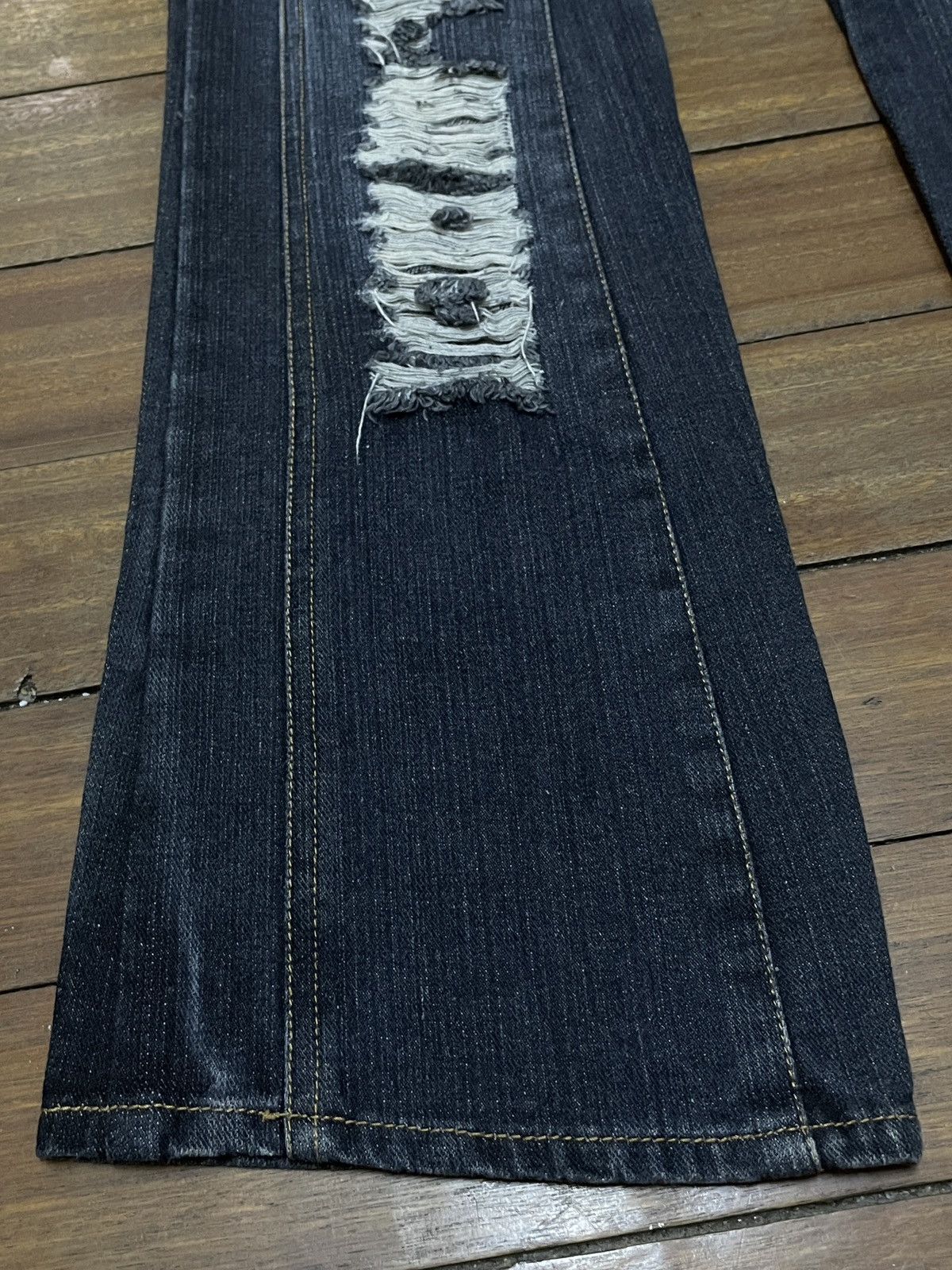 Le Grande Bleu (L.G.B.) Very Rare Vintage Brand Sexpot Revenge Flared Jeans 1990s Size US 31 - 5 Thumbnail