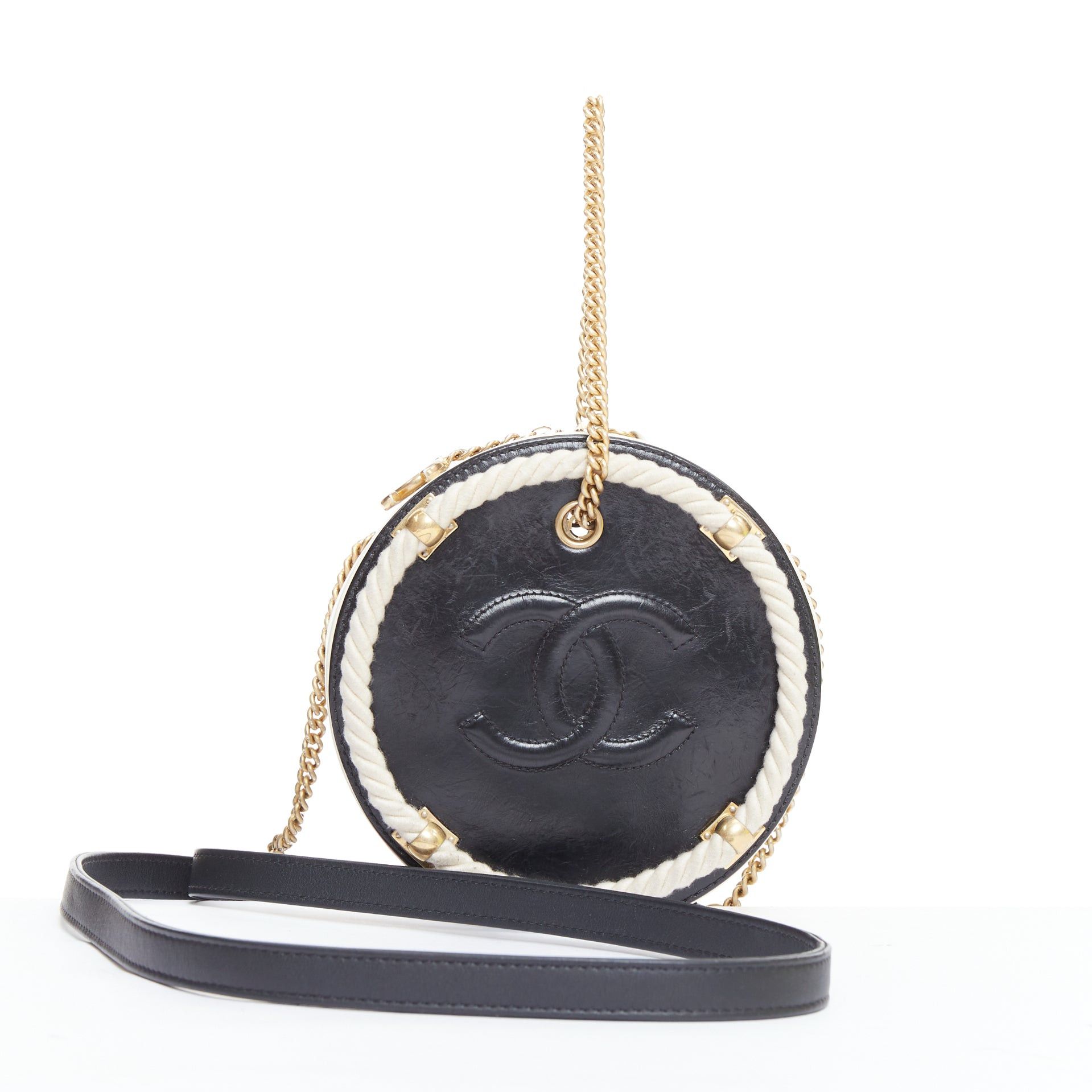 Chanel CHANEL 2019 Limited Edition En Vogue Round black cream leather crossbody bag Size ONE SIZE - 1 Thumbnail