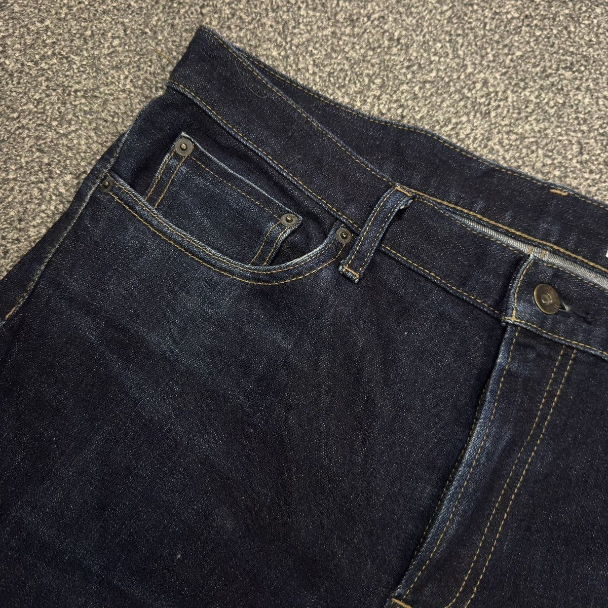 Undercover × Uniqlo 🔥🇯🇵 Japanese Selvedge Uniqlo Fit-Slim Fit Indigo Denim W36 Size US 36 / EU 52 - 11 Thumbnail