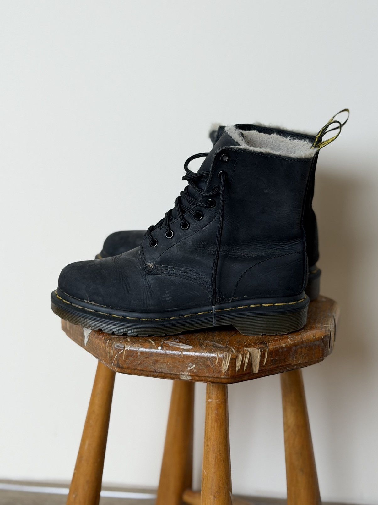 Dr. Martens D.r Martens Black Leather Luxury Y2K Boots Size US 6 / IT 36 - 1 Thumbnail