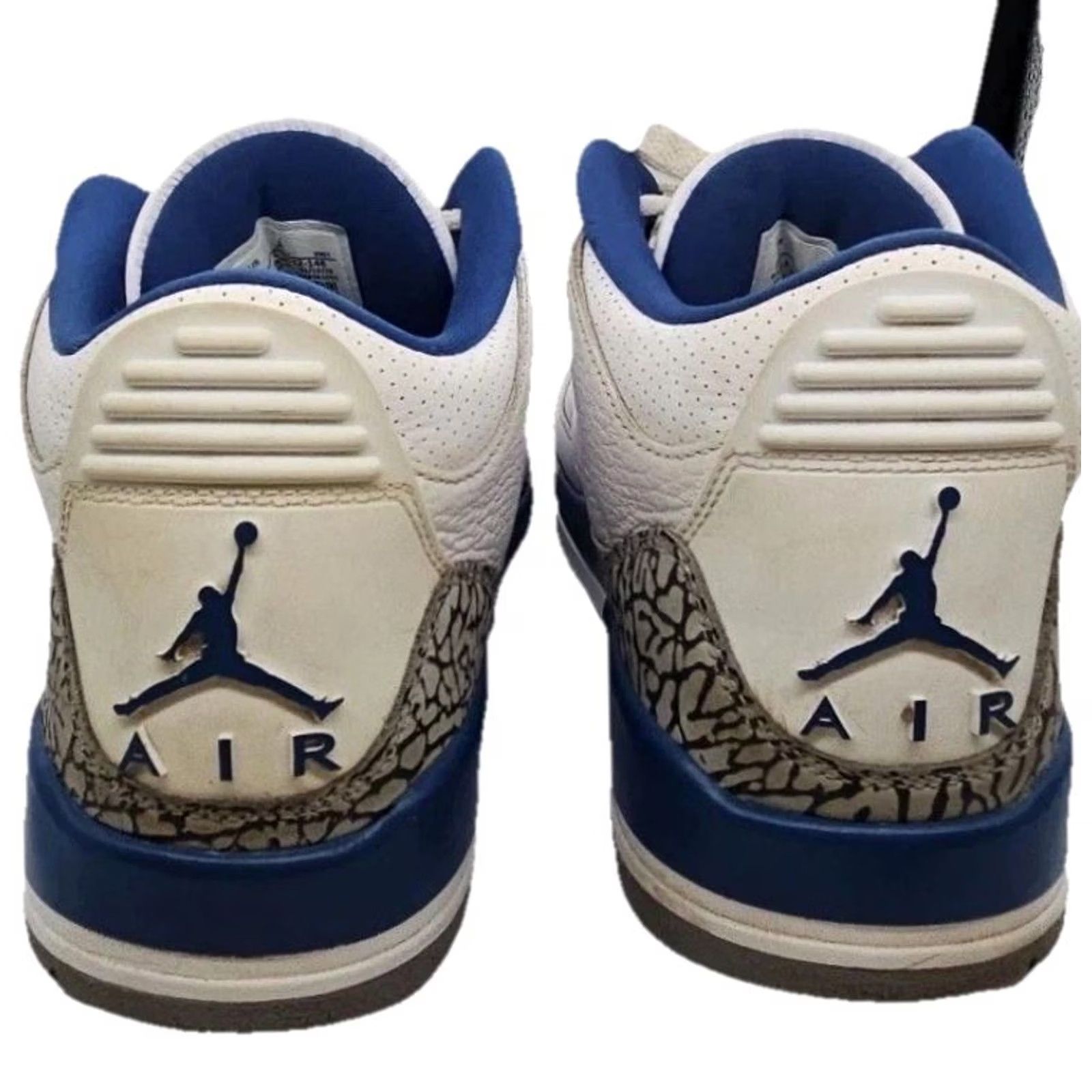 Jordan Brand Nike Air Jordan 3 Retro True Blue 2022 CT8532-148 Men's Size 9 White Blue Size US 9 / EU 42 - 4 Thumbnail