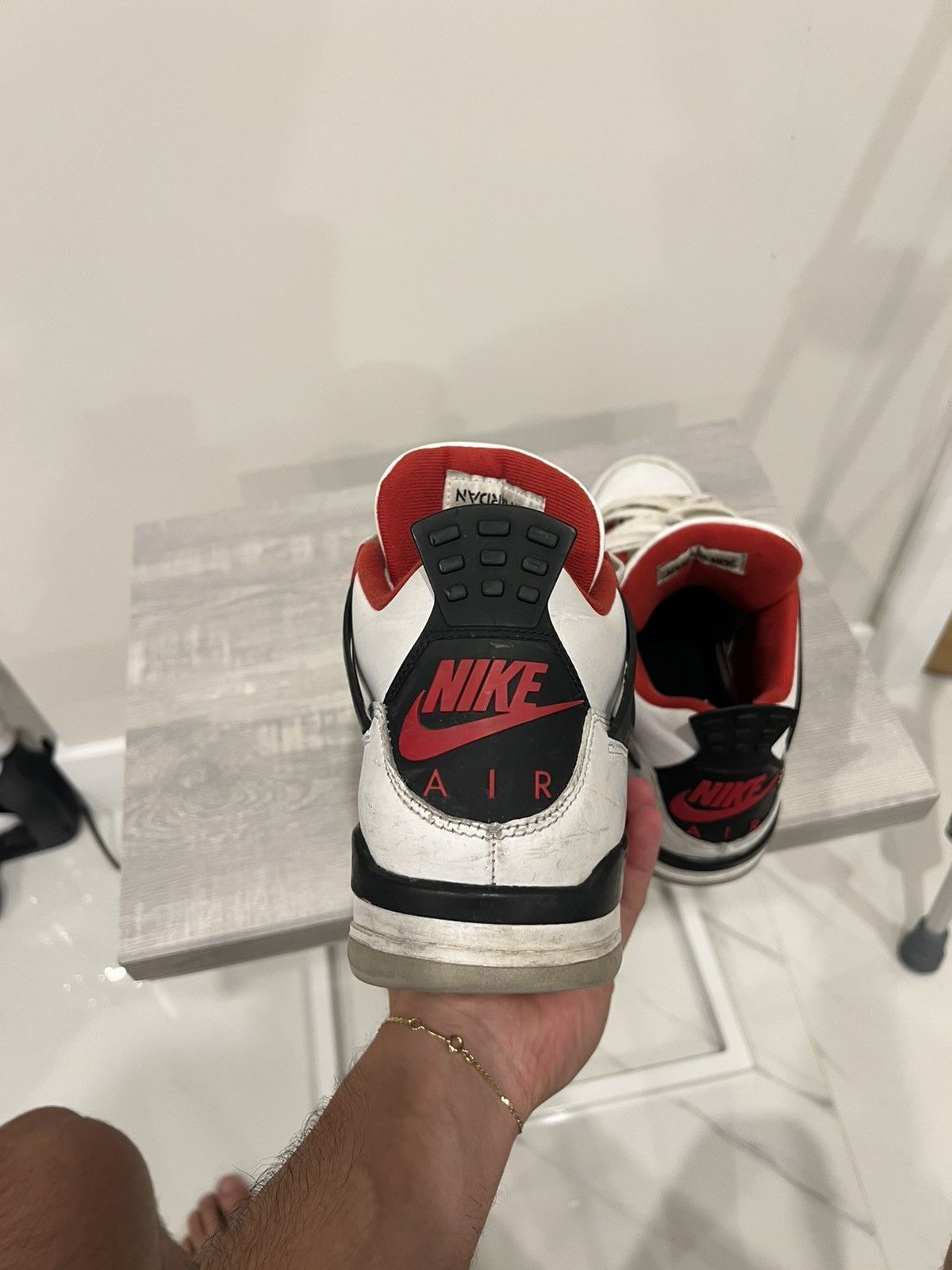 Nike Jordan 4 Fire Red OG Size US 10 / EU 43 - 3 Thumbnail