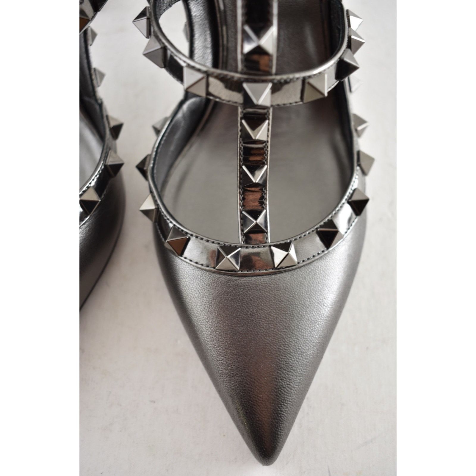 Valentino Valentino Rockstud 100mm Anthracite Grey T-Strap Pump 40 Size US 10 / IT 40 - 9 Thumbnail