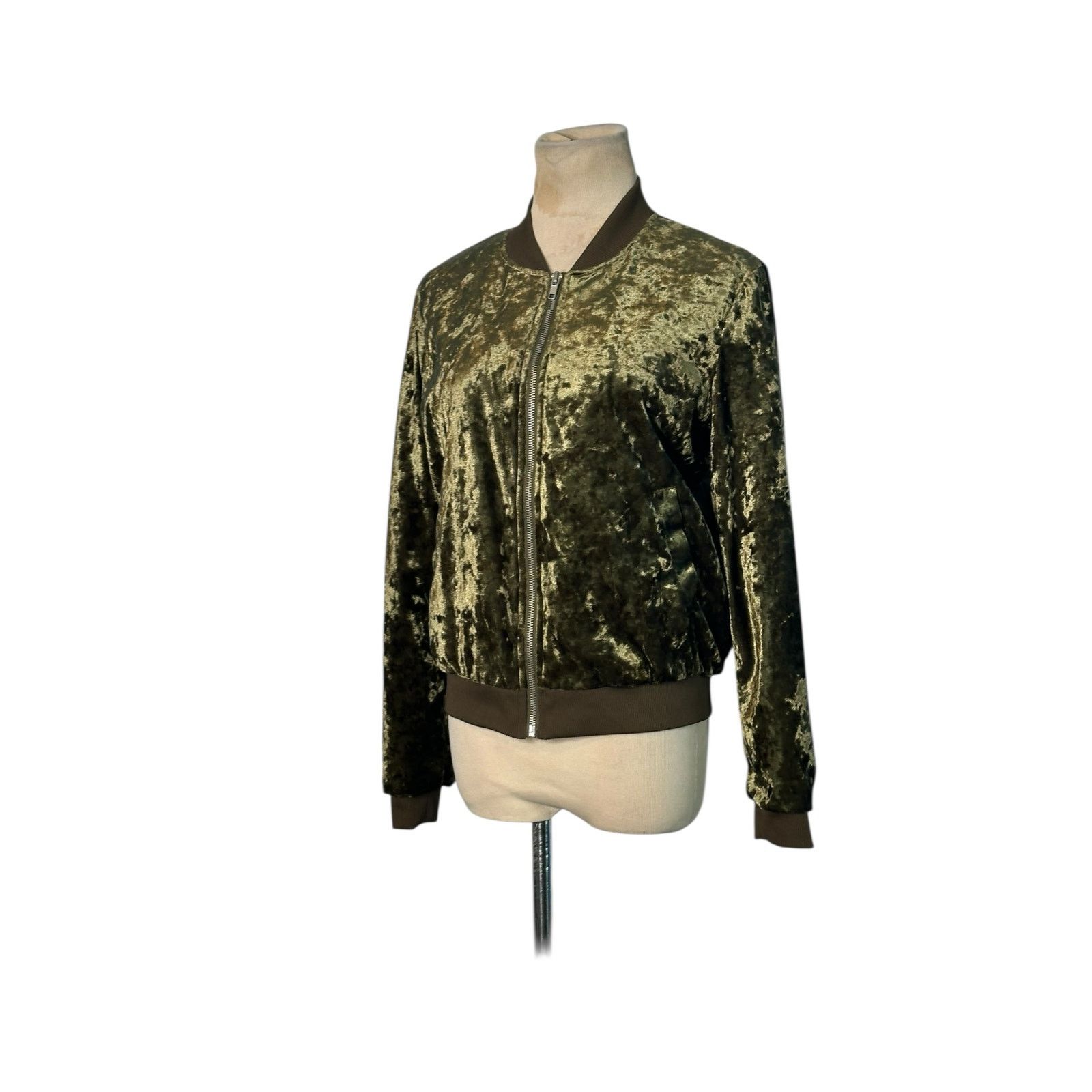Forever 21 Forever 21 green velvet full zipper jacket size Small Size S / US 4 / IT 40 - 12 Thumbnail