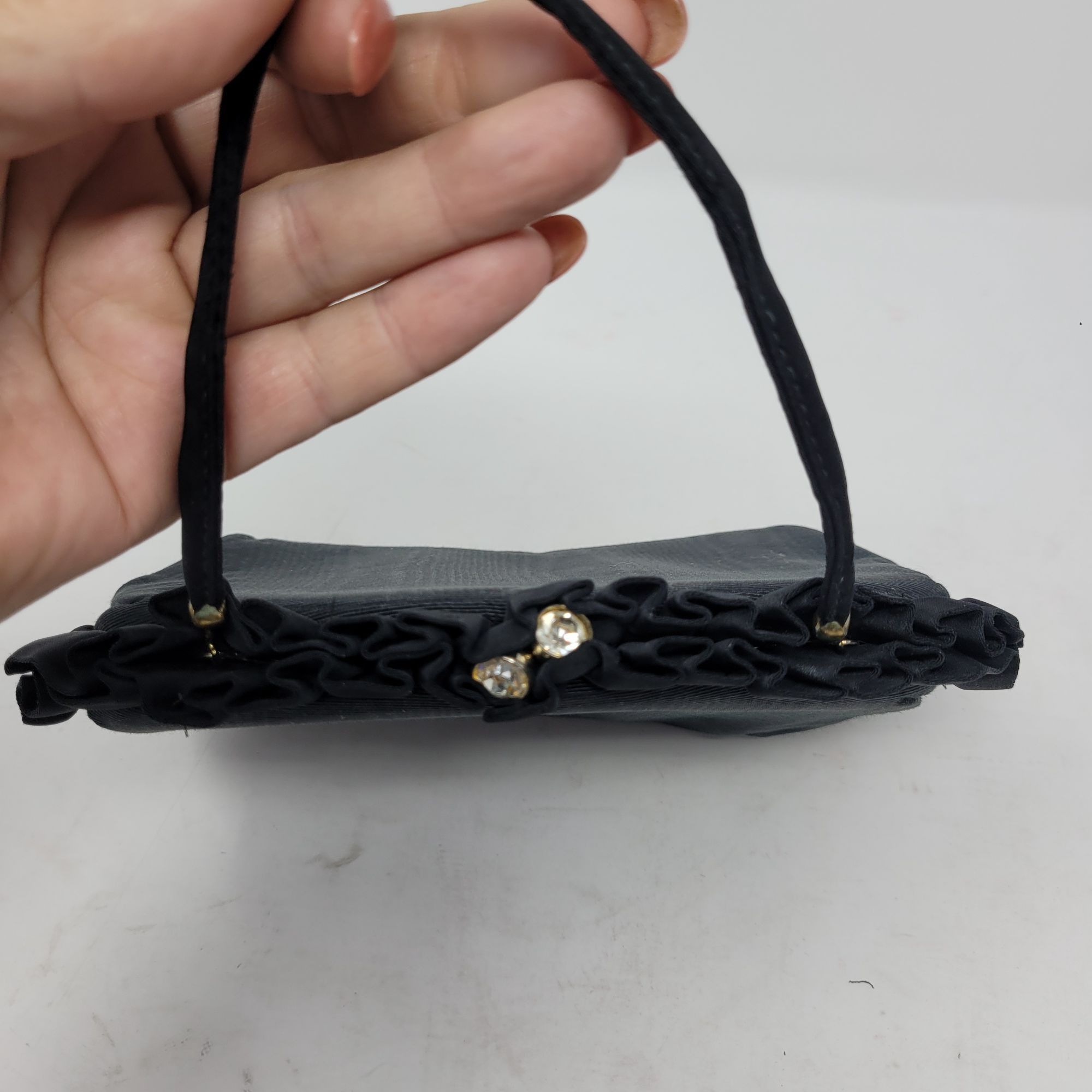 Vintage Vtg Black Ruffle Grained Satin Formal Evening Convertible Cl Size ONE SIZE - 10 Thumbnail