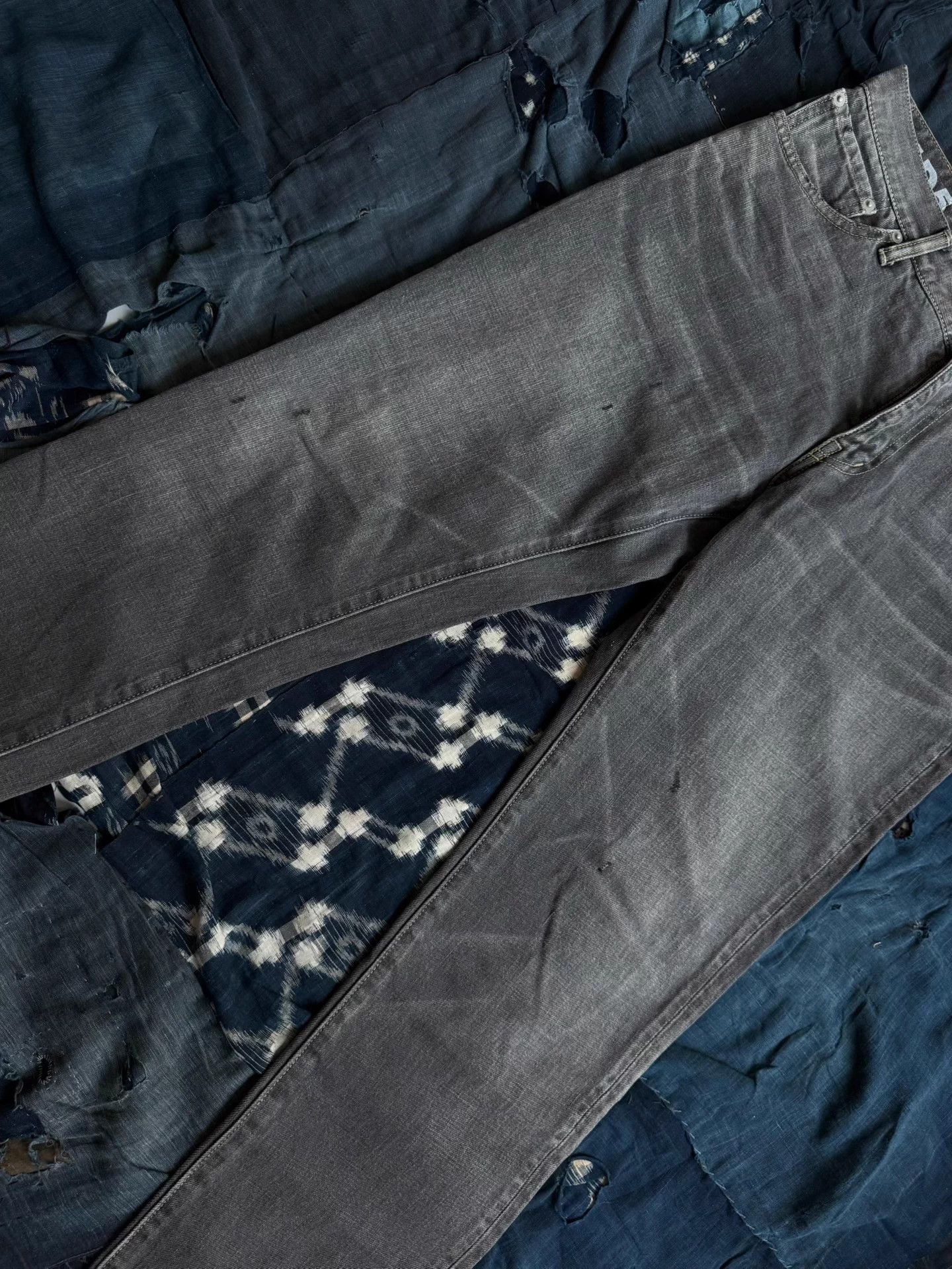 Visvim VISVIM 15SS 04D5 Black Washed Distressed Denim W34L30 Size US 34 / EU 50 - 5 Thumbnail