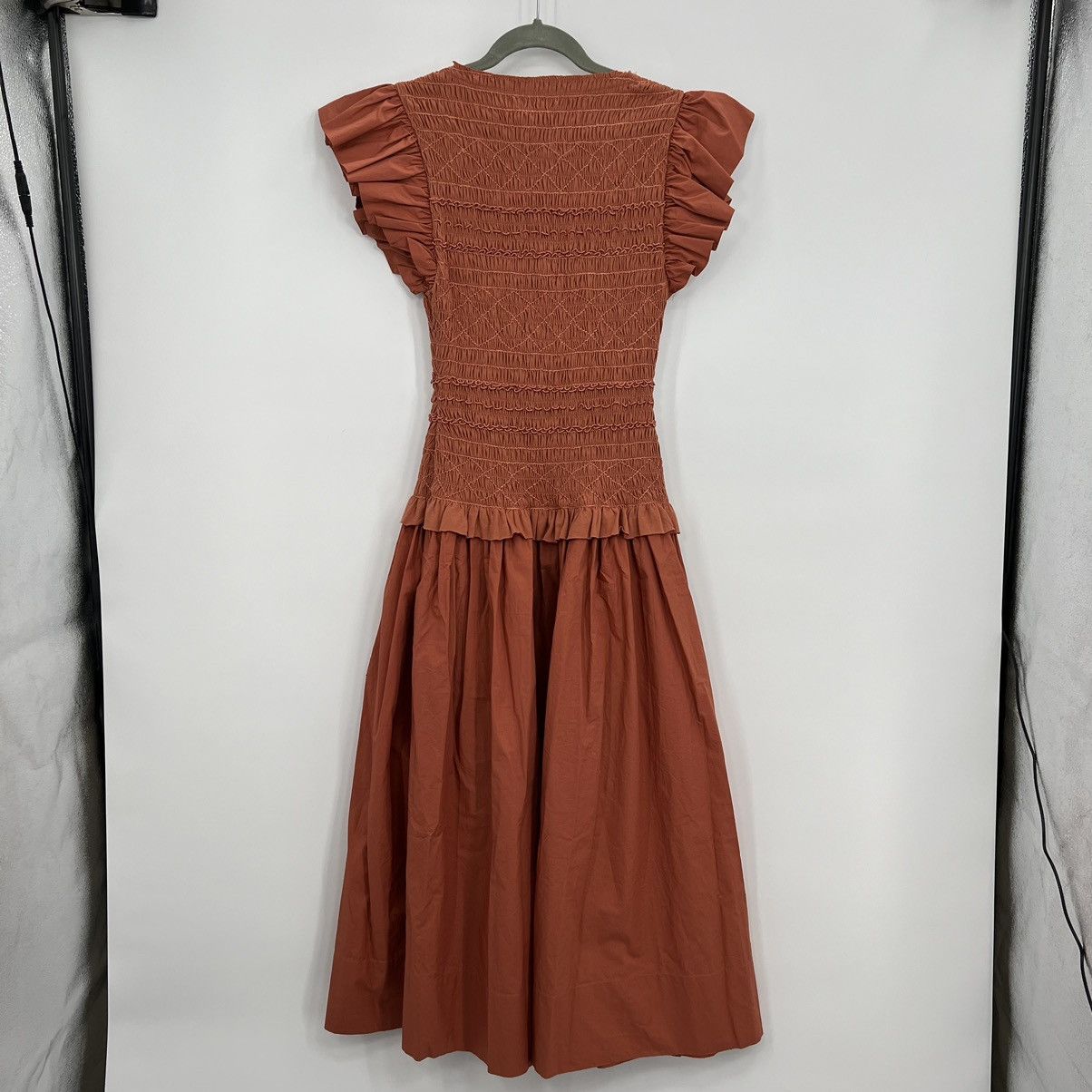Ulla Johnson NWT Ulla Johnson Madeline Smocked Midi Dress Poplin Ruffle Size S / US 4 / IT 40 - 8 Thumbnail