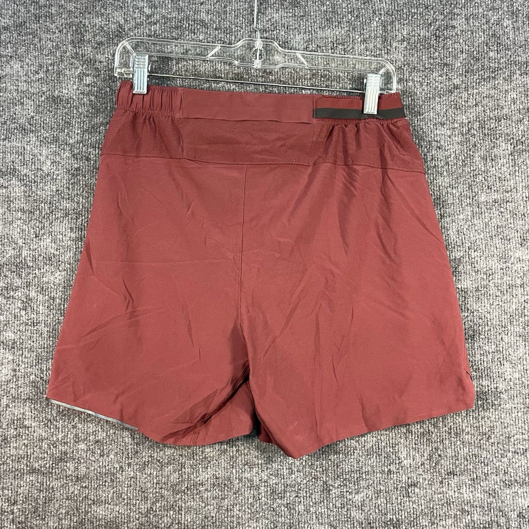 Lululemon Lululemon Surge Shorts 6” Mens Medium Lined Red Running Gym Barrys Training Athletic | Mens | 6 in Inseam | Polyester Blend | Drawstring | Solid Size US 31 - 5 Thumbnail
