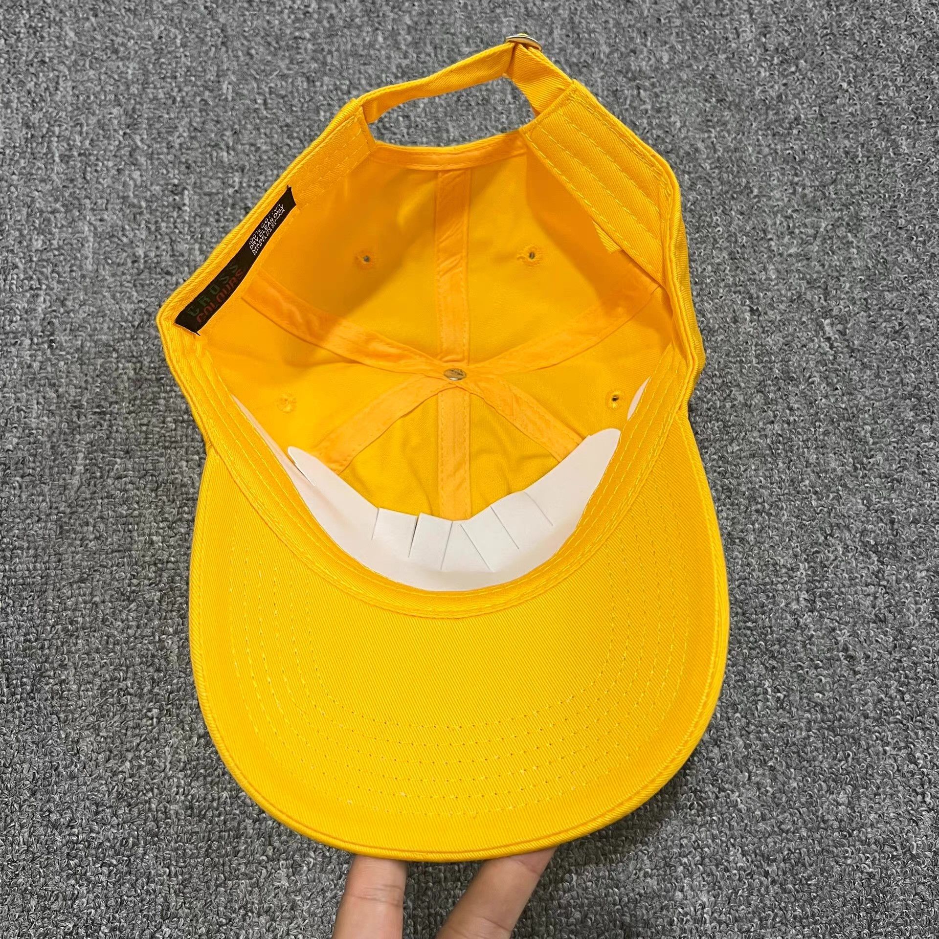 Cross Colours Cross Colours classic embroidered cap sun hat。Q7 Size ONE SIZE - 3 Thumbnail