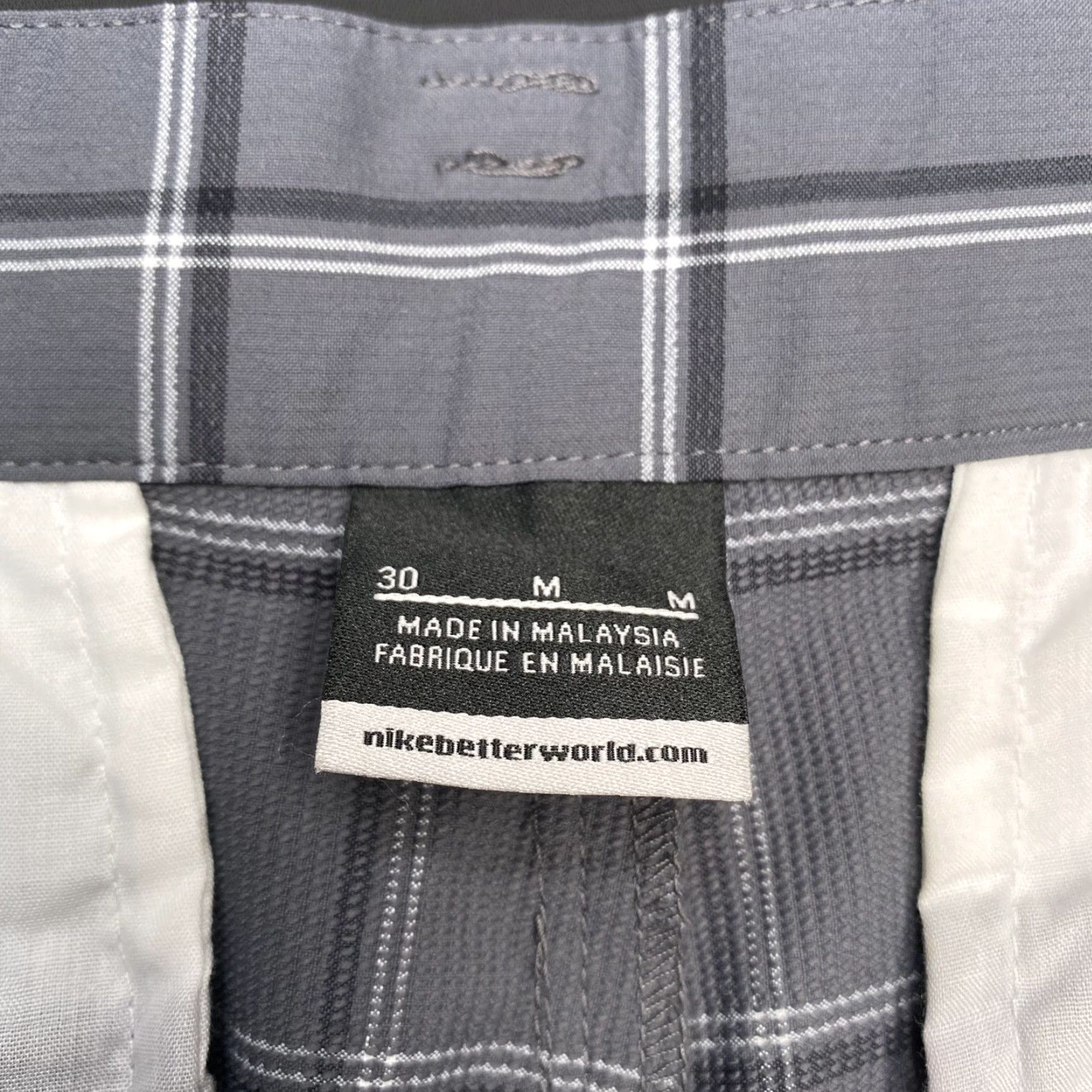Nike Nike Golf Shorts Mens 30 Gray Flat Front Stretch DriFit Plaid Bermuda Shorts Athletic Casual Size US 30 / EU 46 - 5 Thumbnail