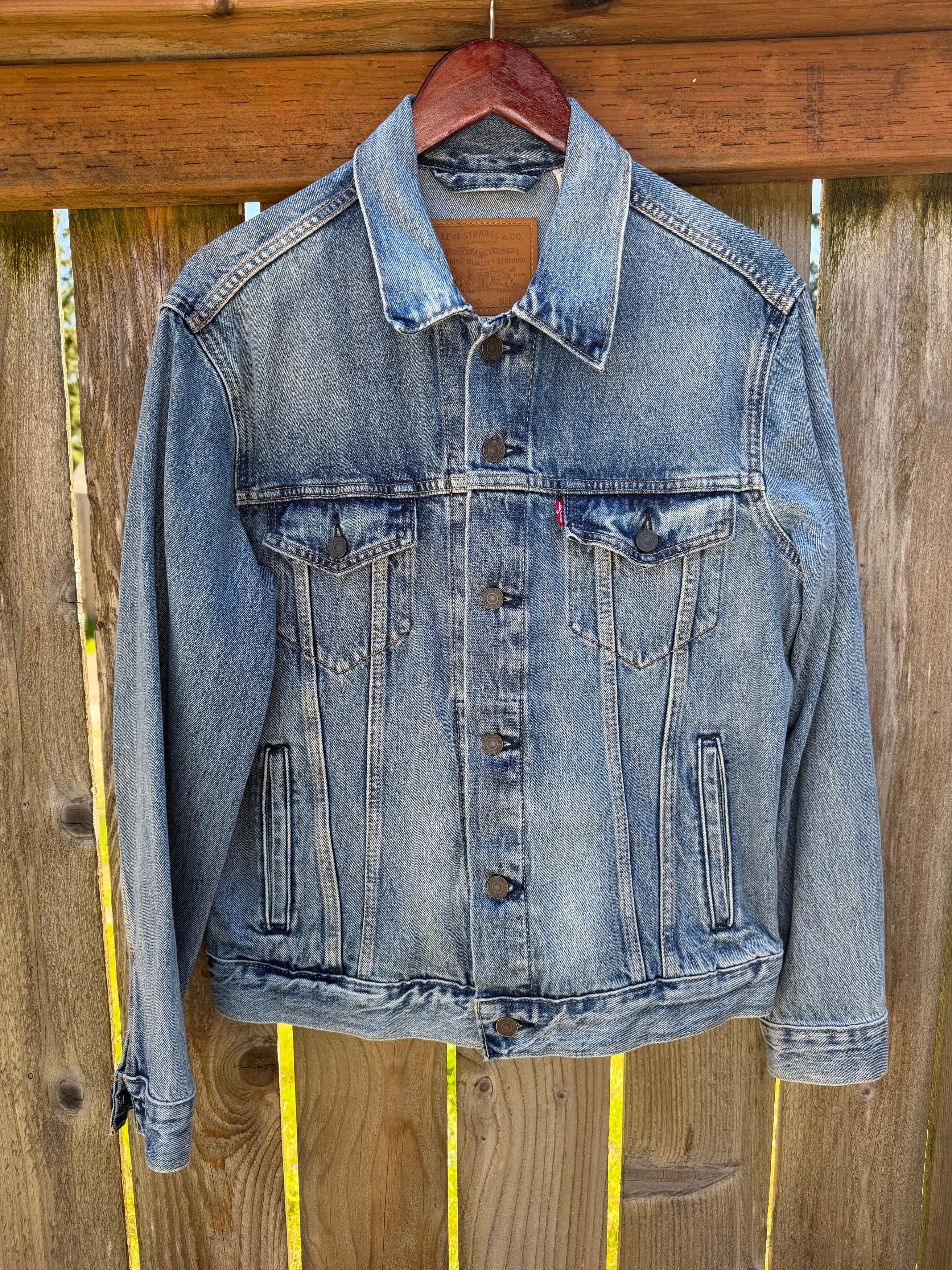 Levi's Denim Trucker Light Wash Size US M / EU 48-50 / 2 - 1 Thumbnail