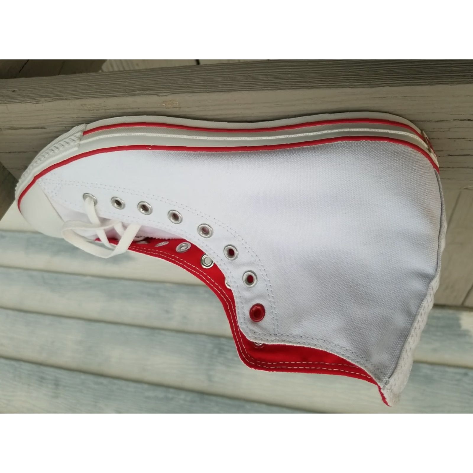 Converse Converse Chuck Taylor 70 High Top Sneakers Men’s 13 White Red Cap Toe Boom Box 2018 Modern Stars Size US 13 / EU 46 - 2 Thumbnail