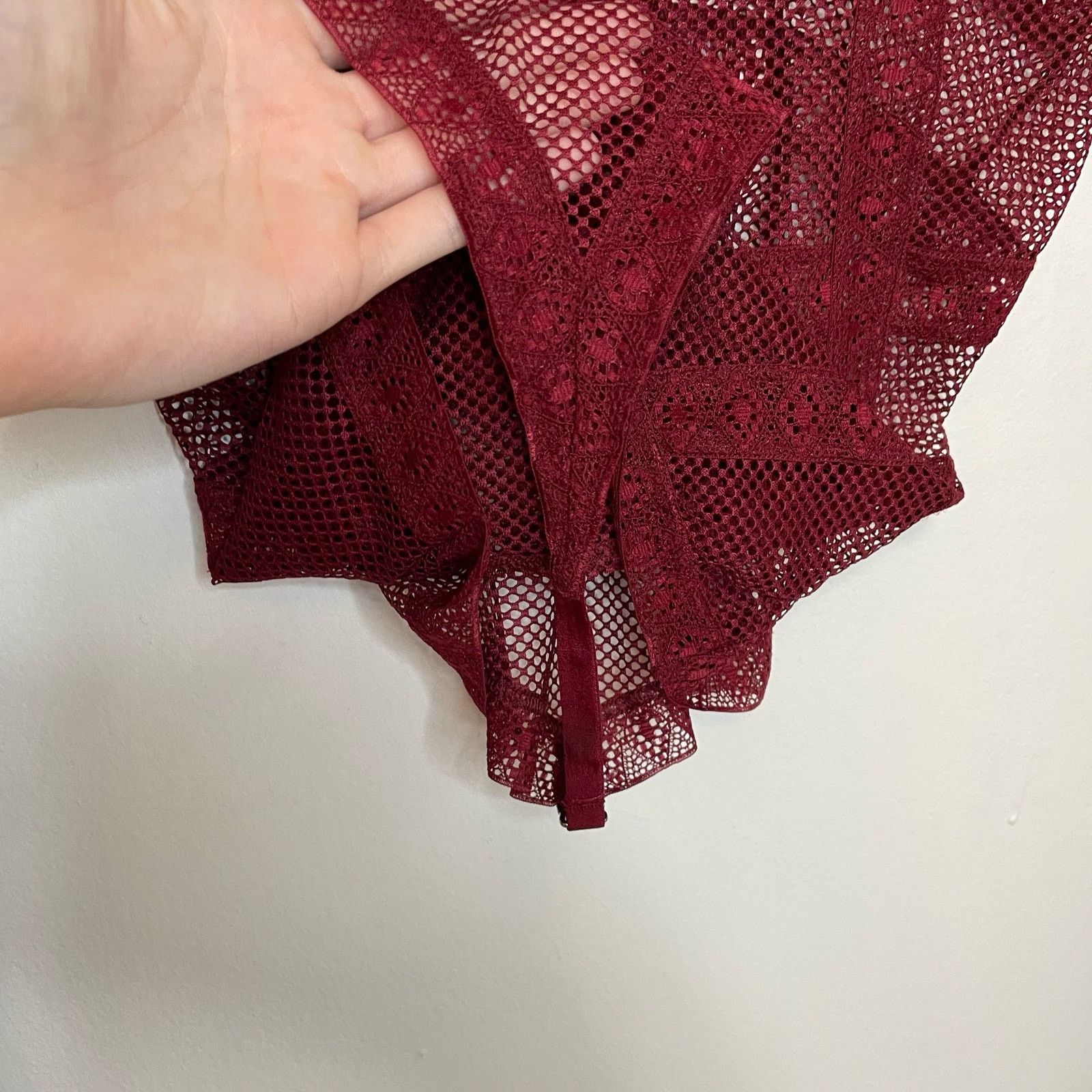 Victoria's Secret Victoria's Secret Red Bodysuit XS Womens Mesh Long Sleeve Size XS / US 0-2 / IT 36-38 - 3 Thumbnail