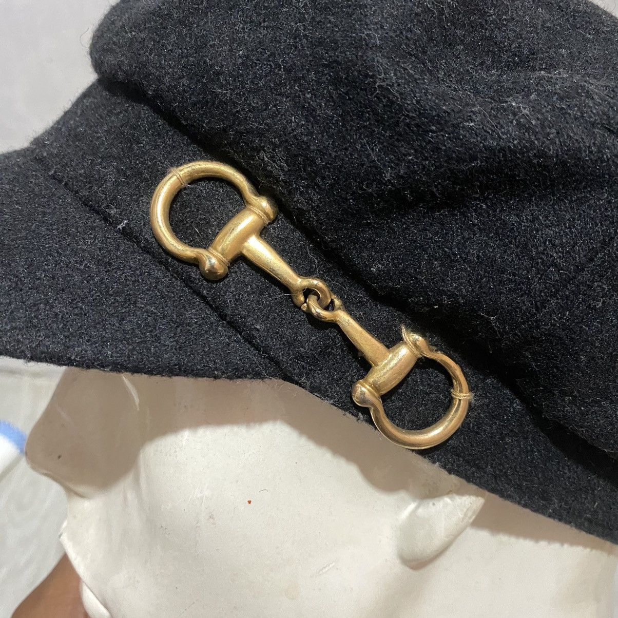 Japanese Brand 2000s chain lock baret hat by one way ifsixwasnine lgbstyle Size ONE SIZE - 6 Thumbnail