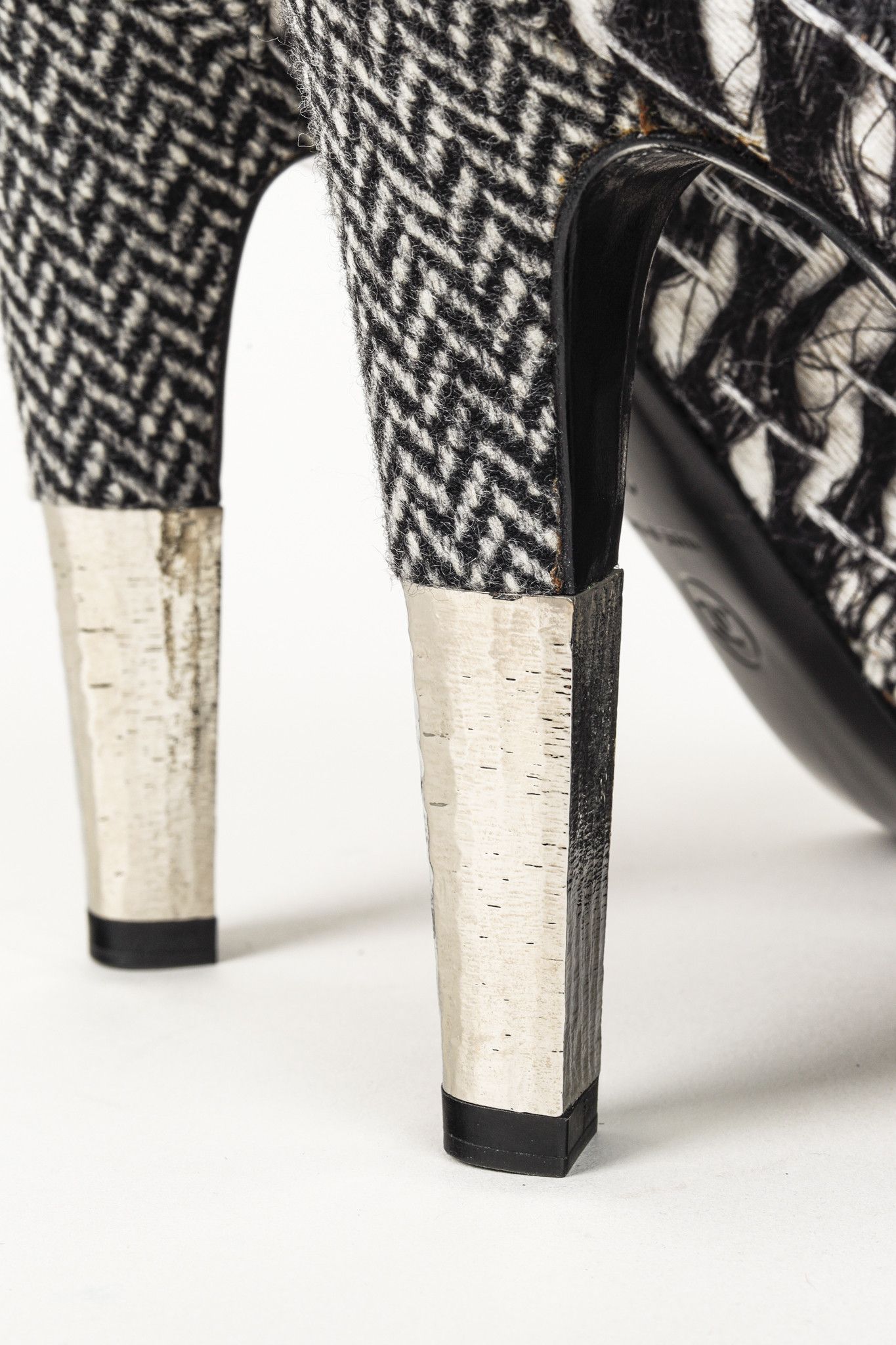 Chanel Chanel G27462 Wool Tweed Lace Up Silver Heel Booties Size US 9 / IT 39 - 10 Thumbnail