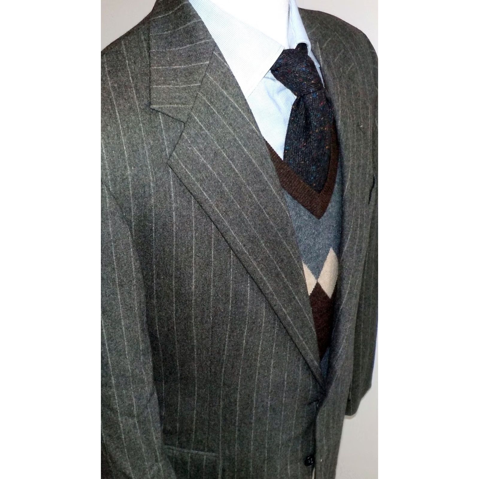 Polo Ralph Lauren VTG Polo Ralph Lauren Pinstriped Blazer 2 Button Gray 41R Made in USA Mens Blazer Wool 100% Redefined Size 41 Size US L / EU 52-54 / 3 - 3 Thumbnail