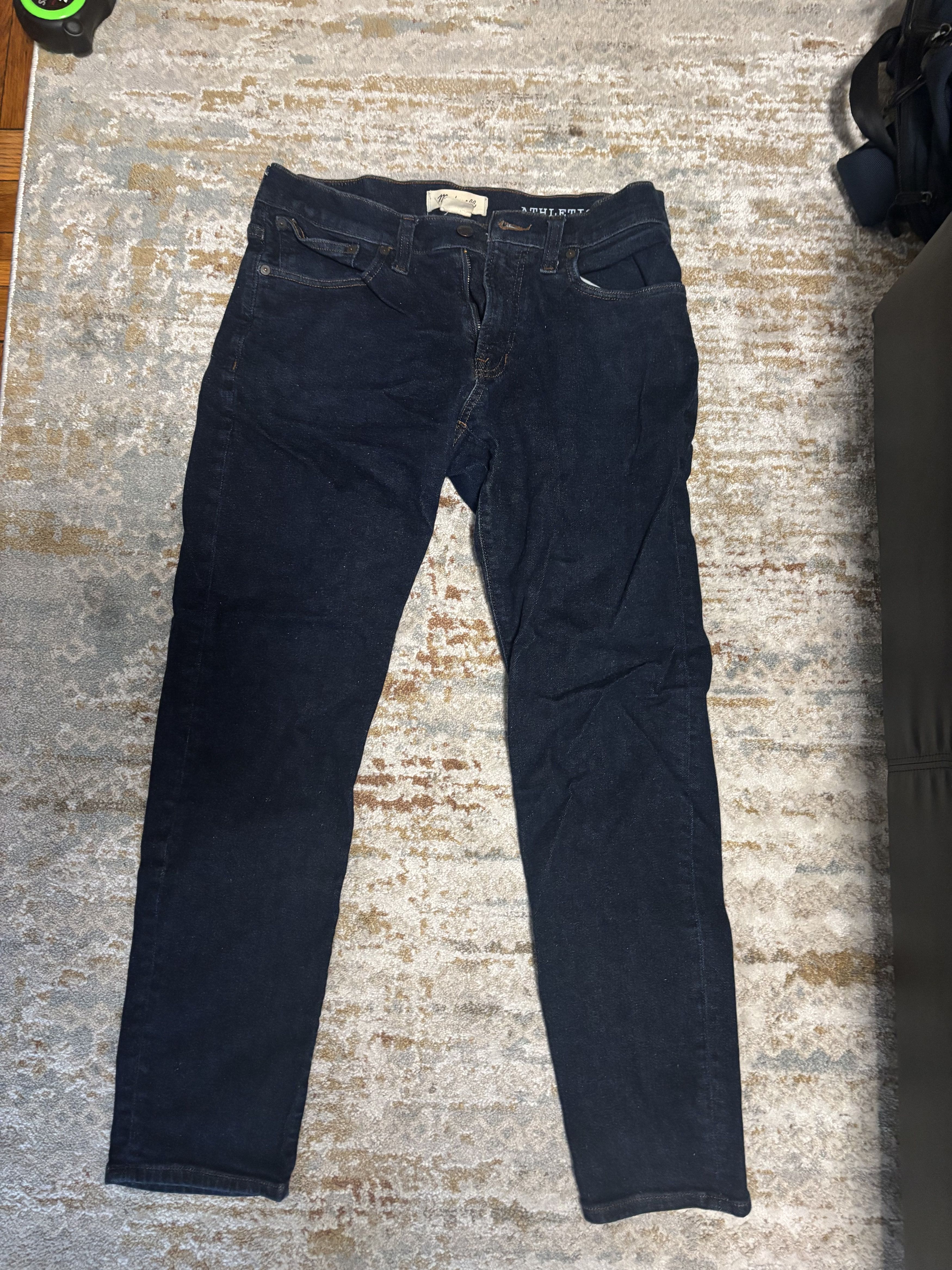 Madewell Madewell Jeans Athletic Slim 32x30 Size US 32 / EU 48 - 1 Thumbnail