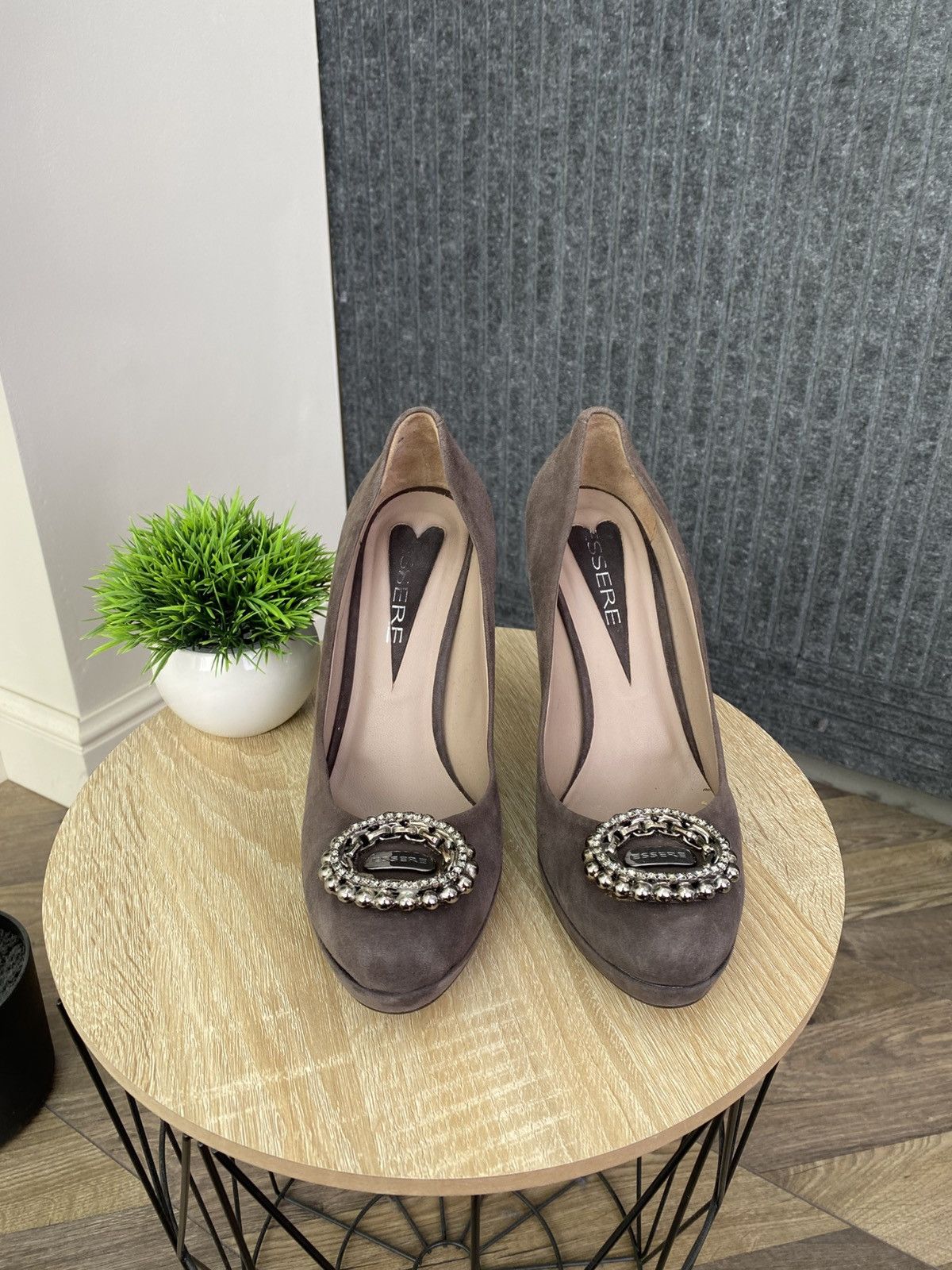 Other Essere Suede Pumps Heels Embellished Buckle High Heel Shoes Size US 9 / IT 39 - 2 Thumbnail