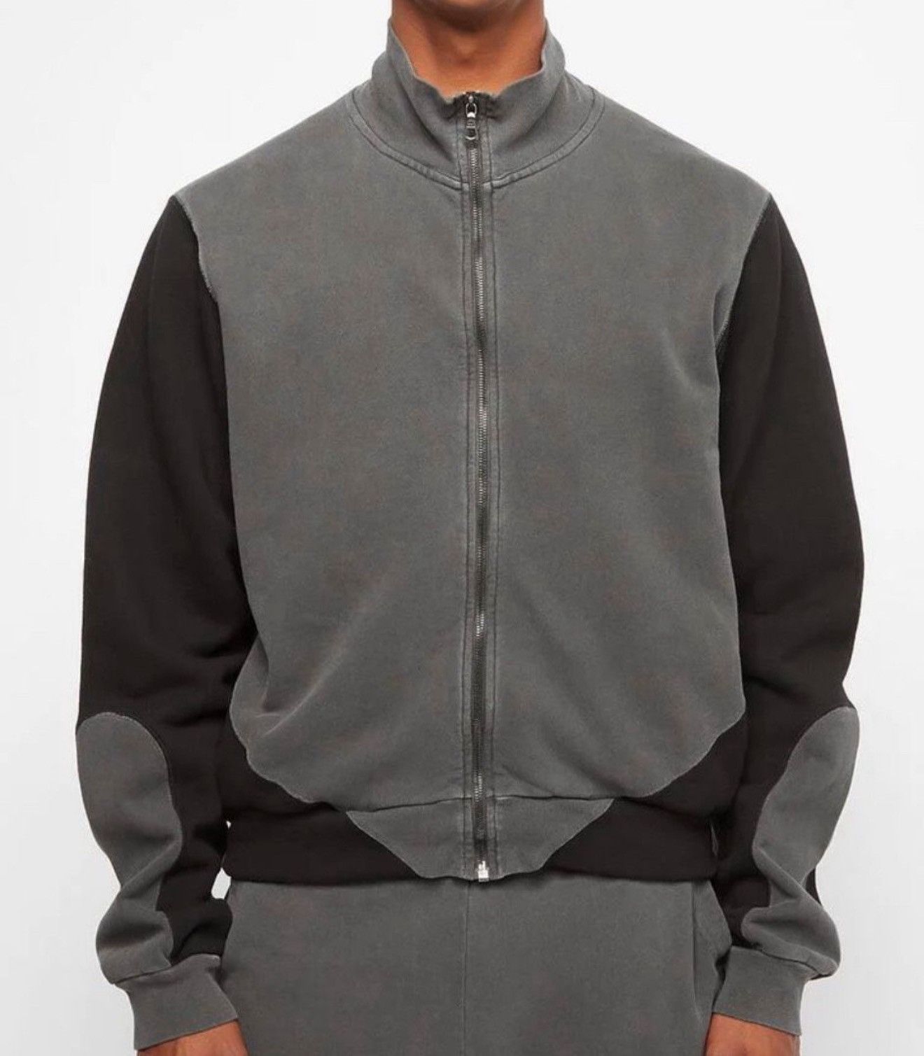 John Elliott John Elliott - Loose Stich FullZip in size L Size US L / EU 52-54 / 3 - 7 Thumbnail