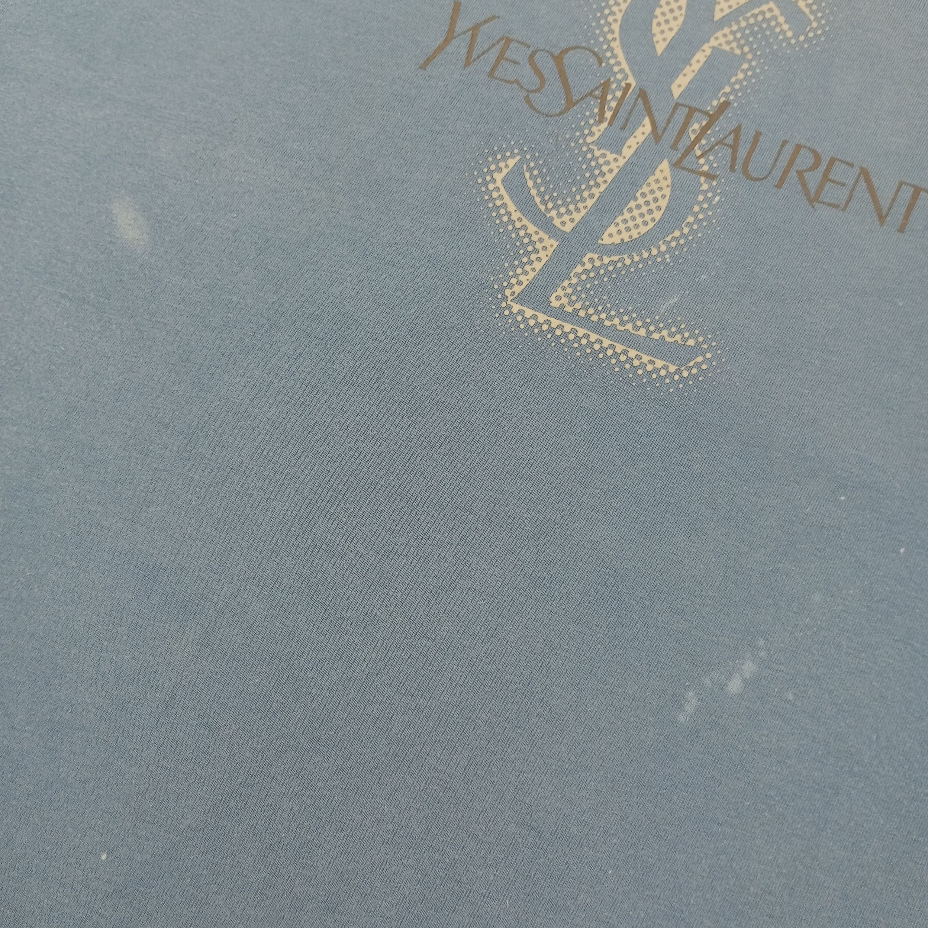 Yves Saint Laurent Yves Saint Laurent YSL Fashion Brand Tshirt c239n36 Size US L / EU 52-54 / 3 - 3 Thumbnail