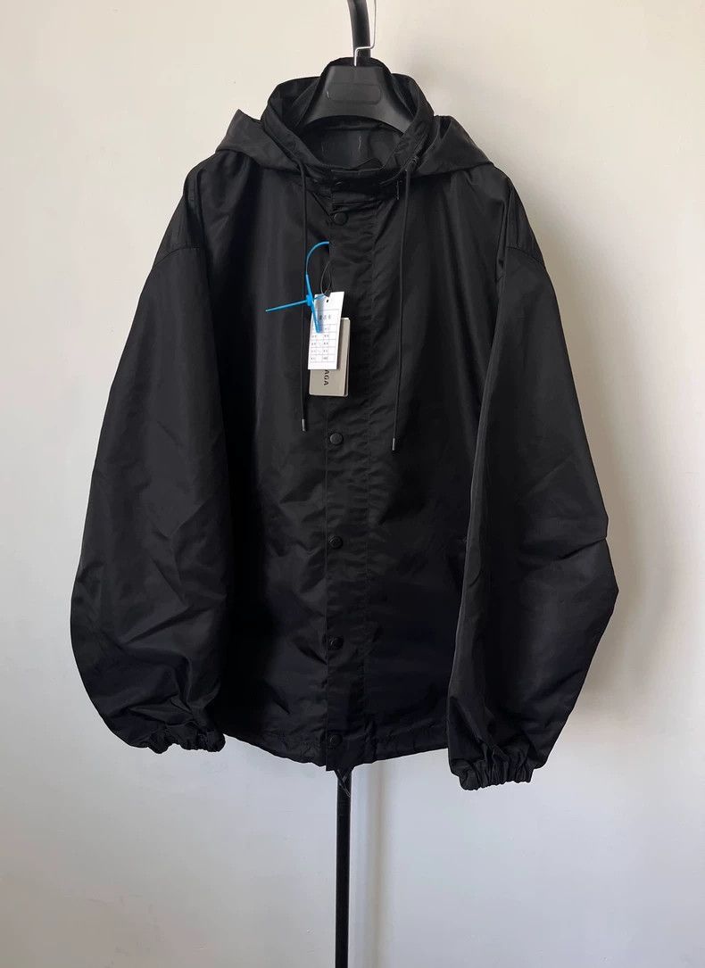 Balenciaga Balenciaga Alphabet Logo Hooded Single-Breasted Long Sleev Size US S / EU 44-46 / 1 - 2 Thumbnail