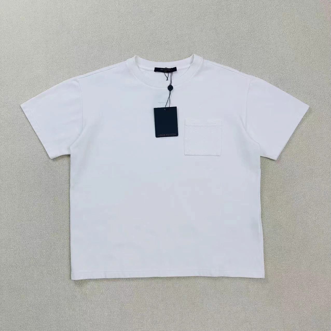 Louis Vuitton LV Monogram pocket short-sleeve T-shirt M Size US M / EU 48-50 / 2 - 1 Thumbnail