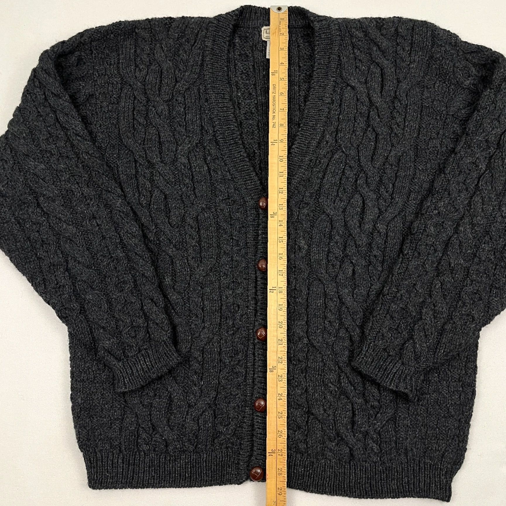Vintage VINTAGE L.L. Bean Wool Cardigan Mens XL Gray Heavy Cable-Knit V-Neck Sweater Ireland VTG Size US XL / EU 56 / 4 - 3 Thumbnail