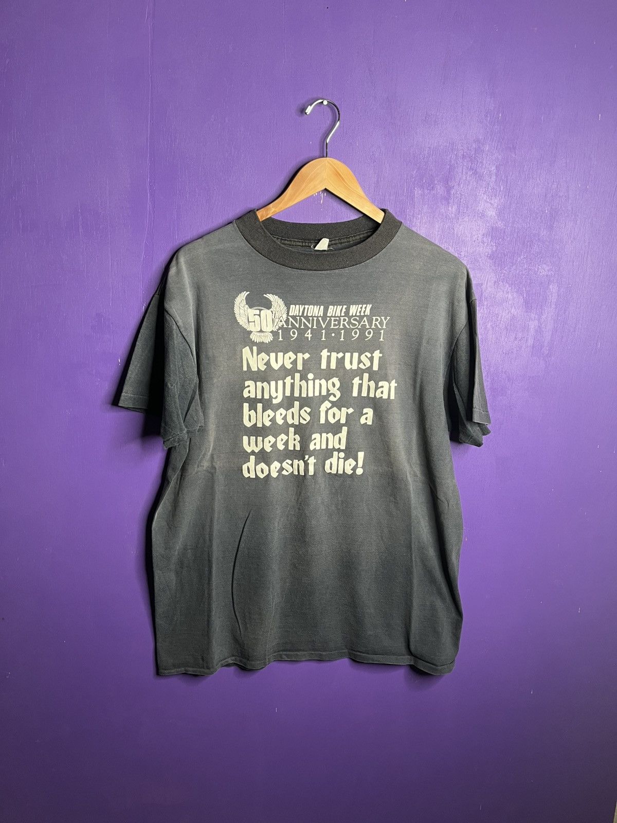 Vintage 1991 Dayton bike week never trust anyone t-shirt