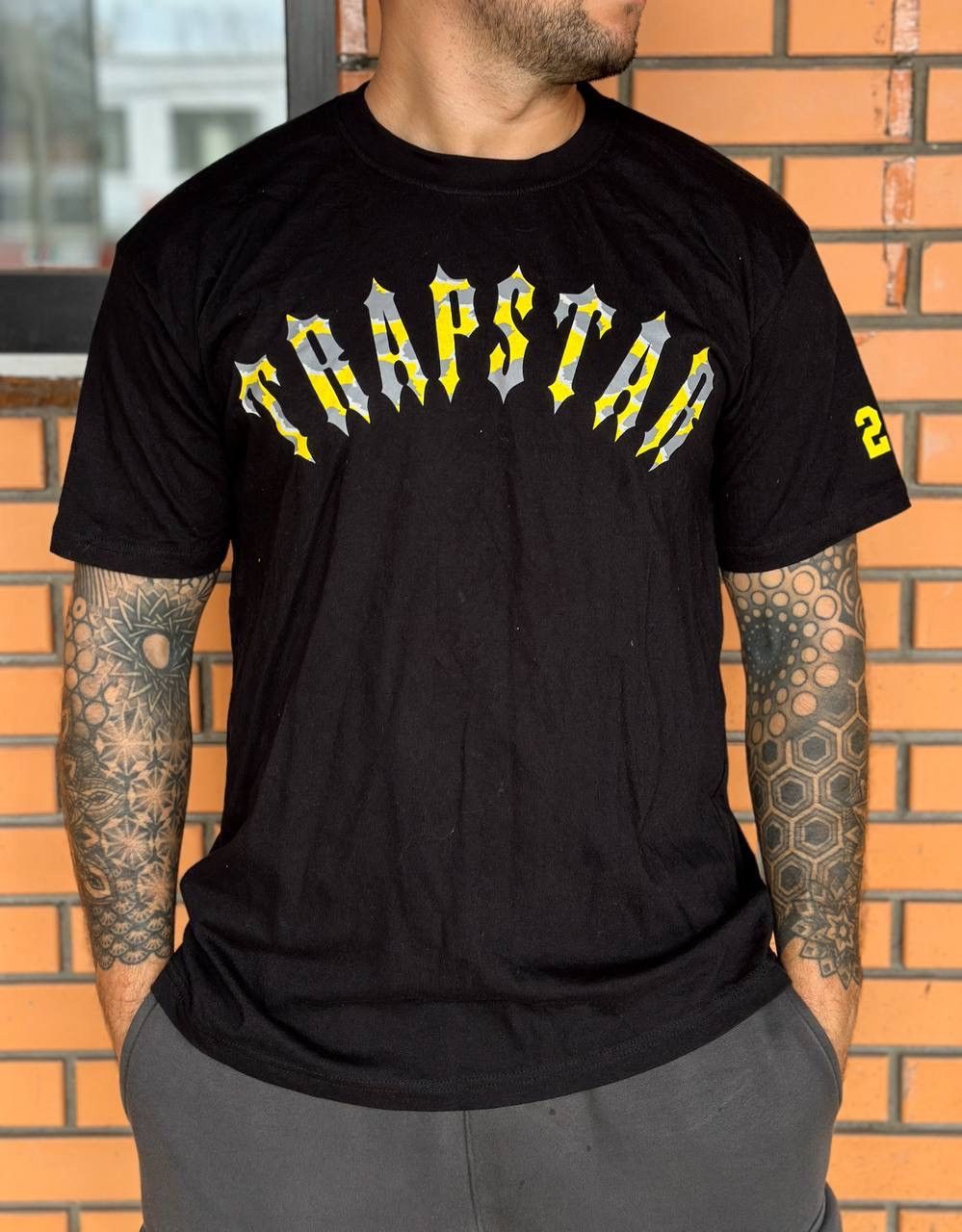 Trapstar London TRAPSTAR TSHIRT L Size US L / EU 52-54 / 3 - 1 Thumbnail