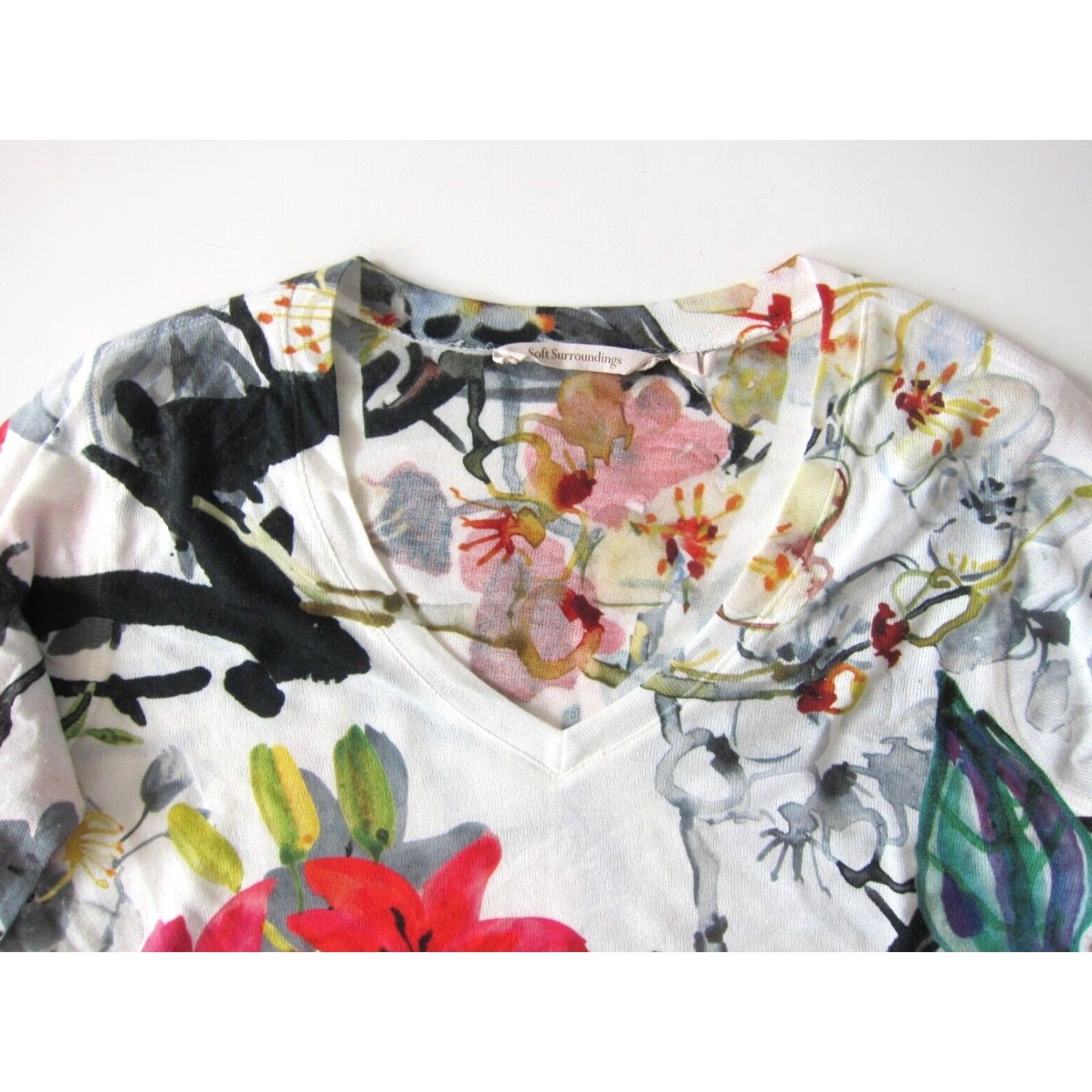 Soft Surroundings Soft Surroundings Sweater Women V-Neck Long Sleeve White Floral Medium Size M / US 6-8 / IT 42-44 - 3 Thumbnail