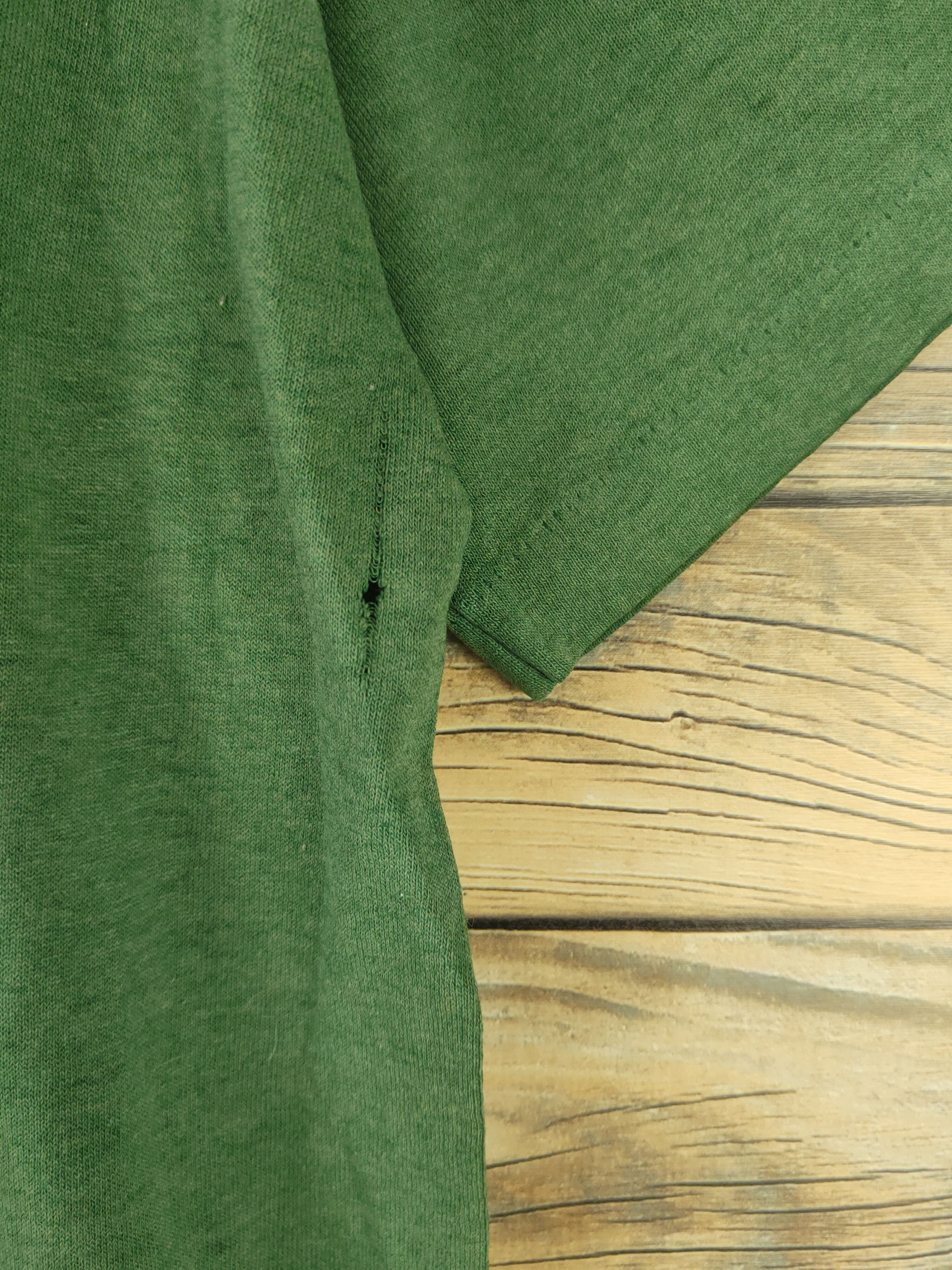 Vintage DL 90' vintage safari Russell Athletic Green T-shirt #1802 Size US L / EU 52-54 / 3 - 8 Thumbnail