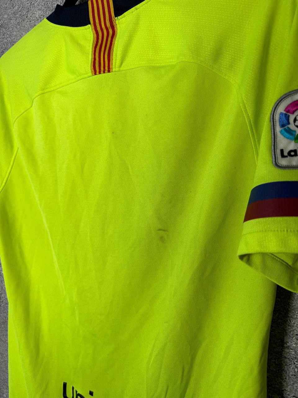 Nike Vintage FC Barcelona 2018/19 Away Nike Soccer Jersey Size US S / EU 44-46 / 1 - 18 Thumbnail