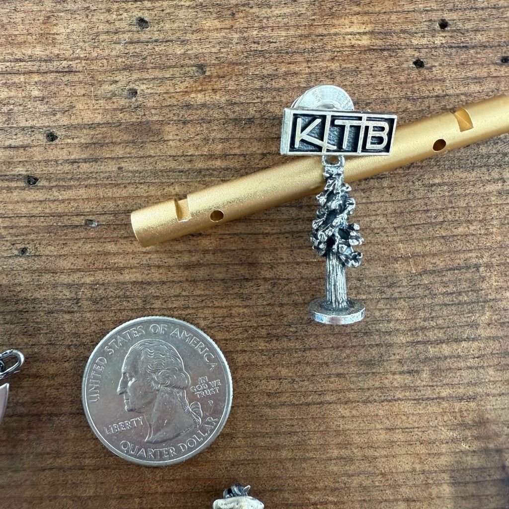 Vintage 3 Vintage Pewter Hat or Blazer Pins Size ONE SIZE - 4 Thumbnail