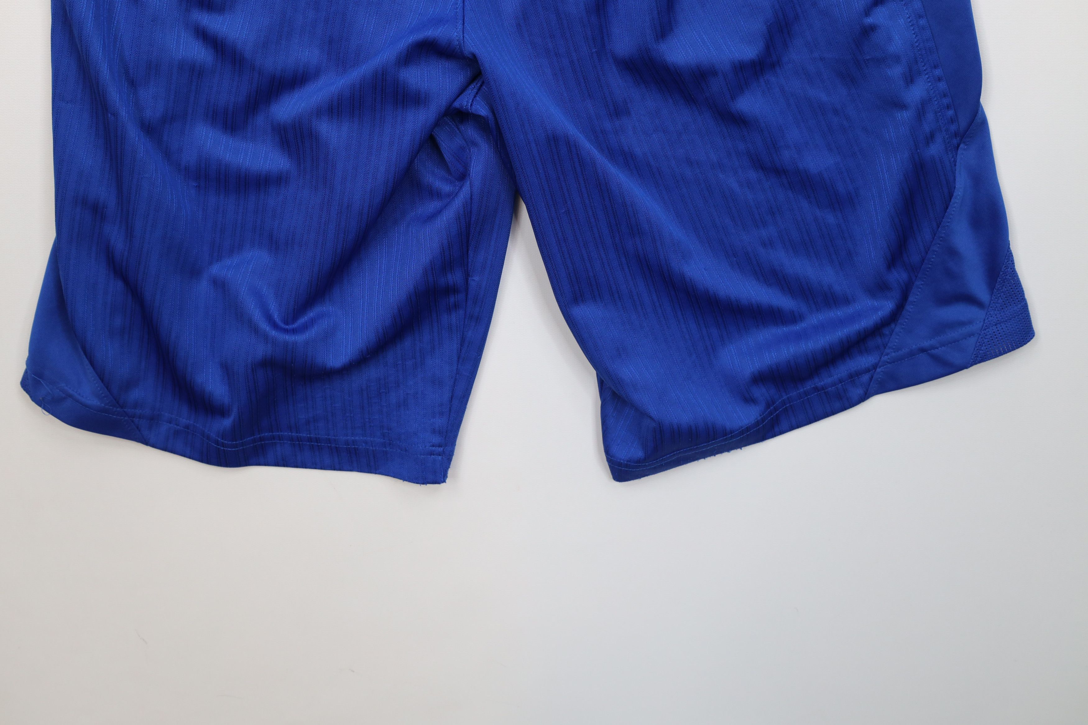 Nike Vintage Y2K Nike Striped Dazzle Basketball Shorts Blue Size US 30 / EU 46 - 13 Thumbnail