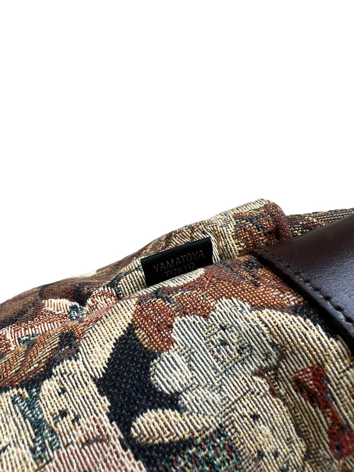 Japanese Brand Vintage Yamatoya Tokyo Ravi Ravi Jacquard Bears Sling Bag Size ONE SIZE - 14 Thumbnail