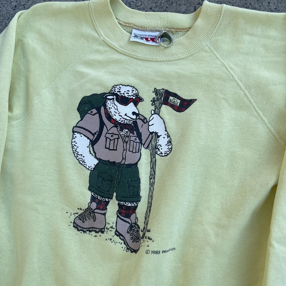 Woolrich Woolen Mills Vintage 1985 WOOLRICH HIKING SHEEP Raglan Crewneck Size US S / EU 44-46 / 1 - 2 Thumbnail