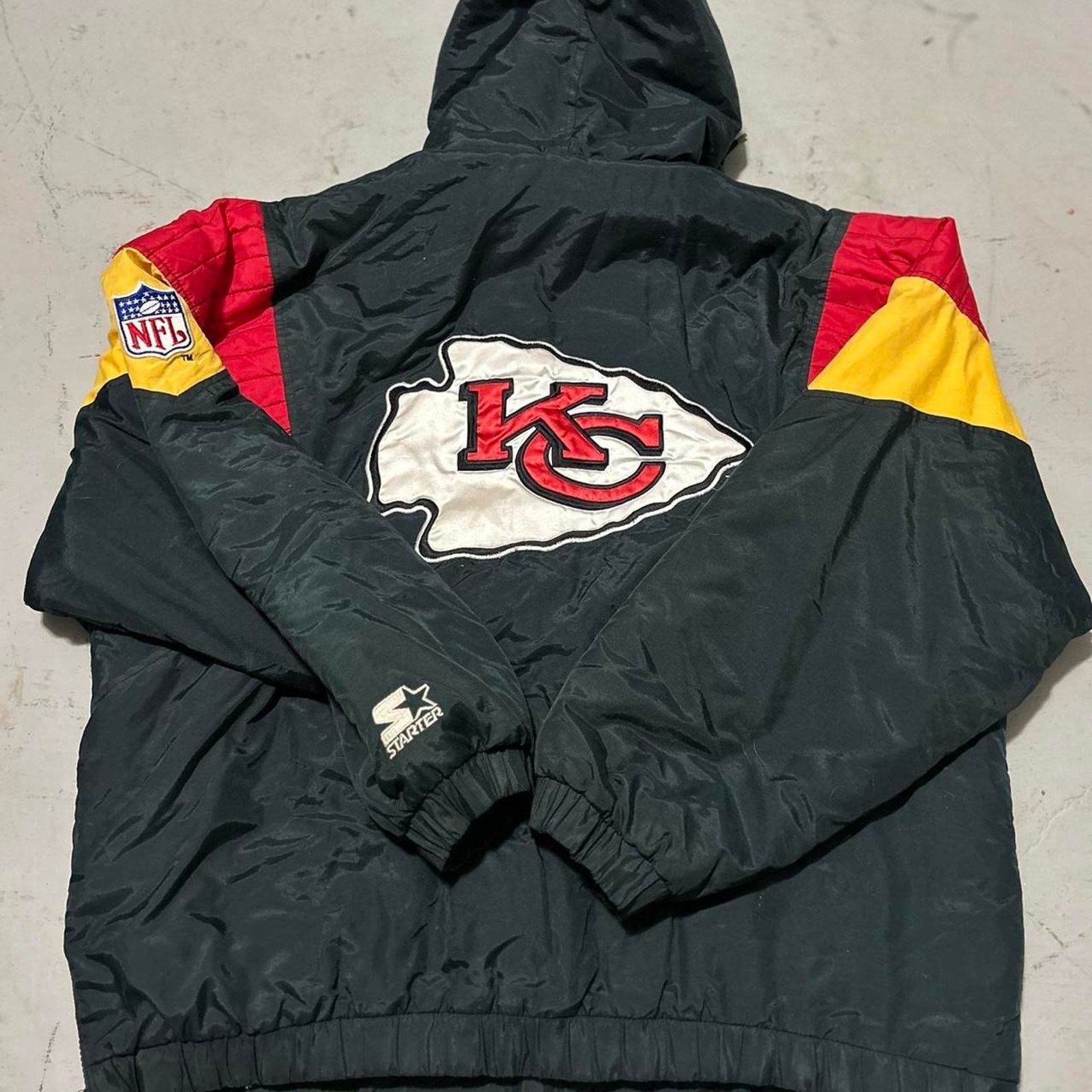 Starter Vintage 90s Hood Pullover Puffer Kansas City Chiefs Starter Size US L / EU 52-54 / 3 - 4 Thumbnail