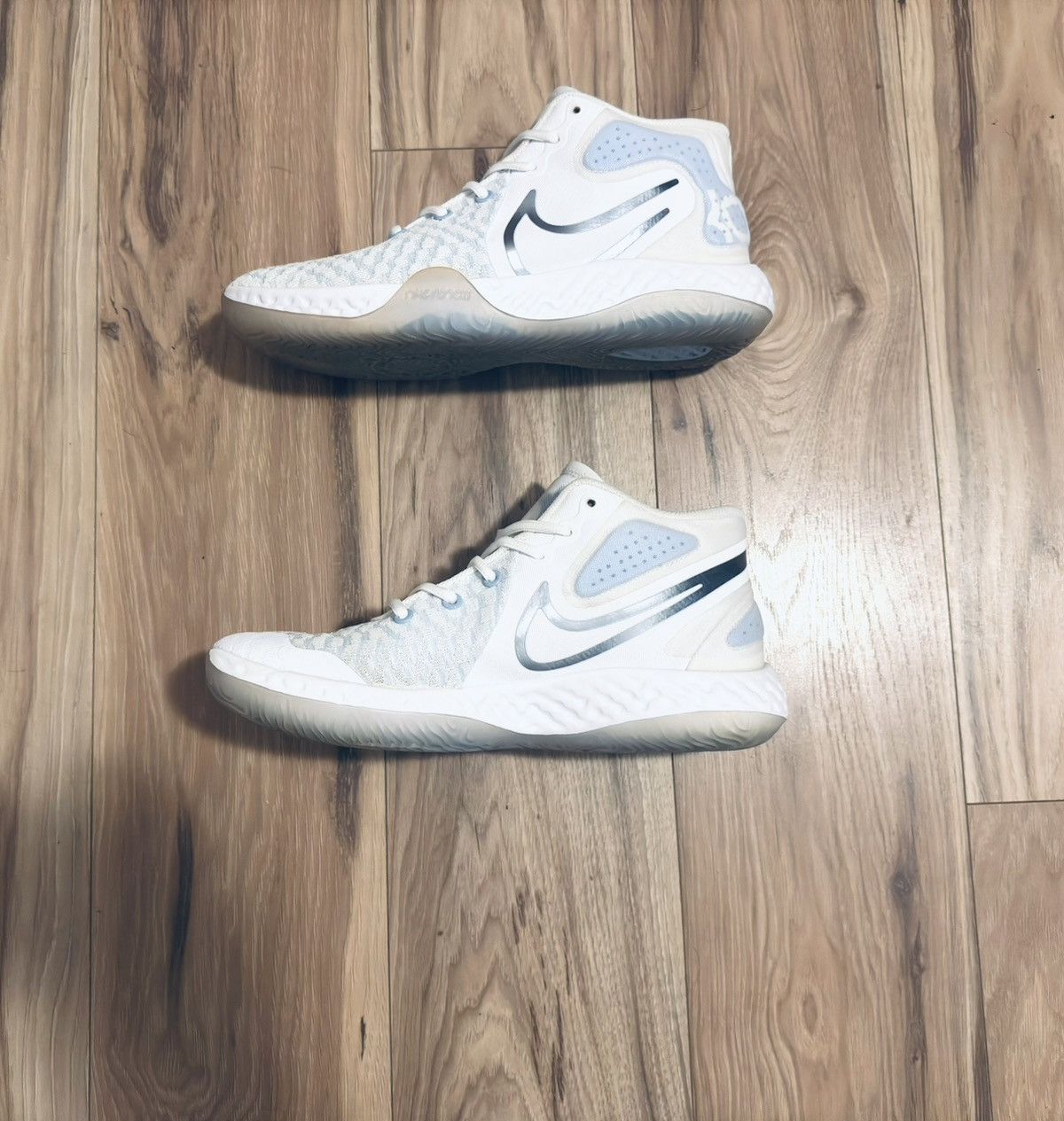 KD2024 × Nike Nike KD Trey 5 VIII EP Size US 8 / EU 41 - 3 Thumbnail