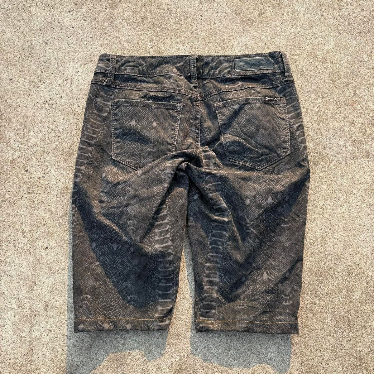 Seven 7 Seven7 Est. 1964 Snake Pattern Cut Off Denim Shorts Vkei Size US 32 / EU 48 - 9 Thumbnail